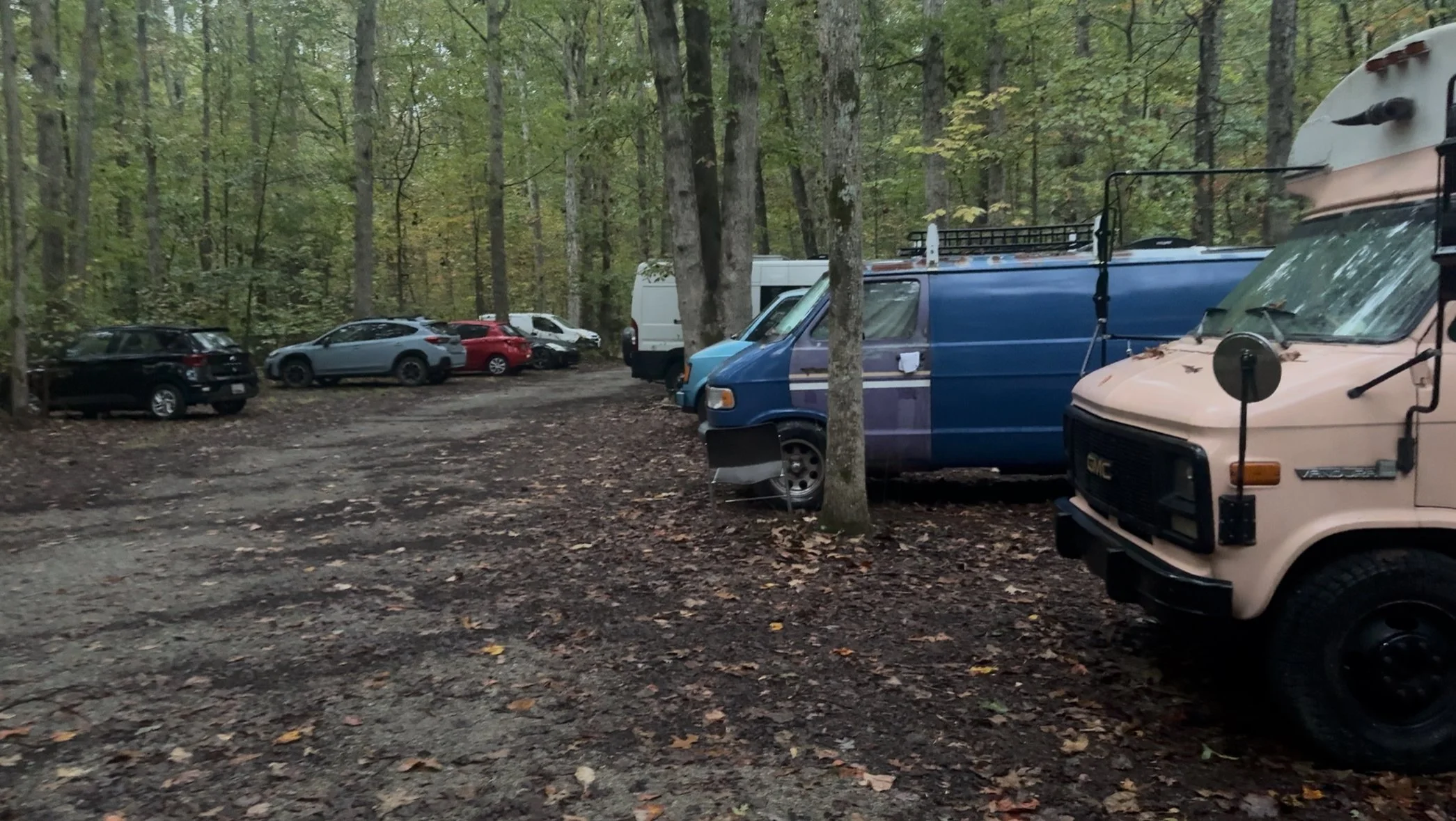 Vehicle Camping and Tent parking