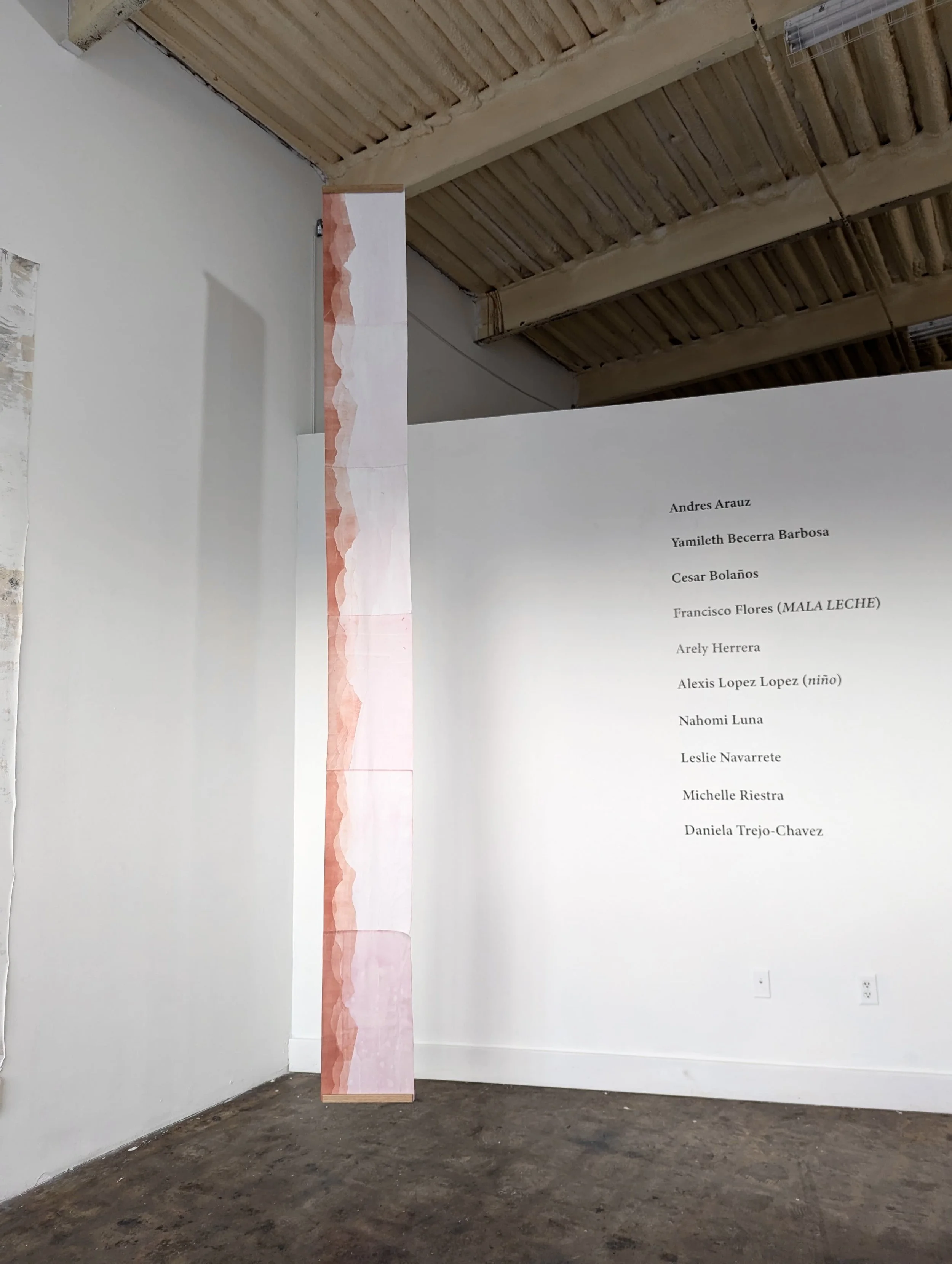 Trayecto I, 2025. Monotype and cochineal dye on rice paper, hand-stitched,  14” × 138”