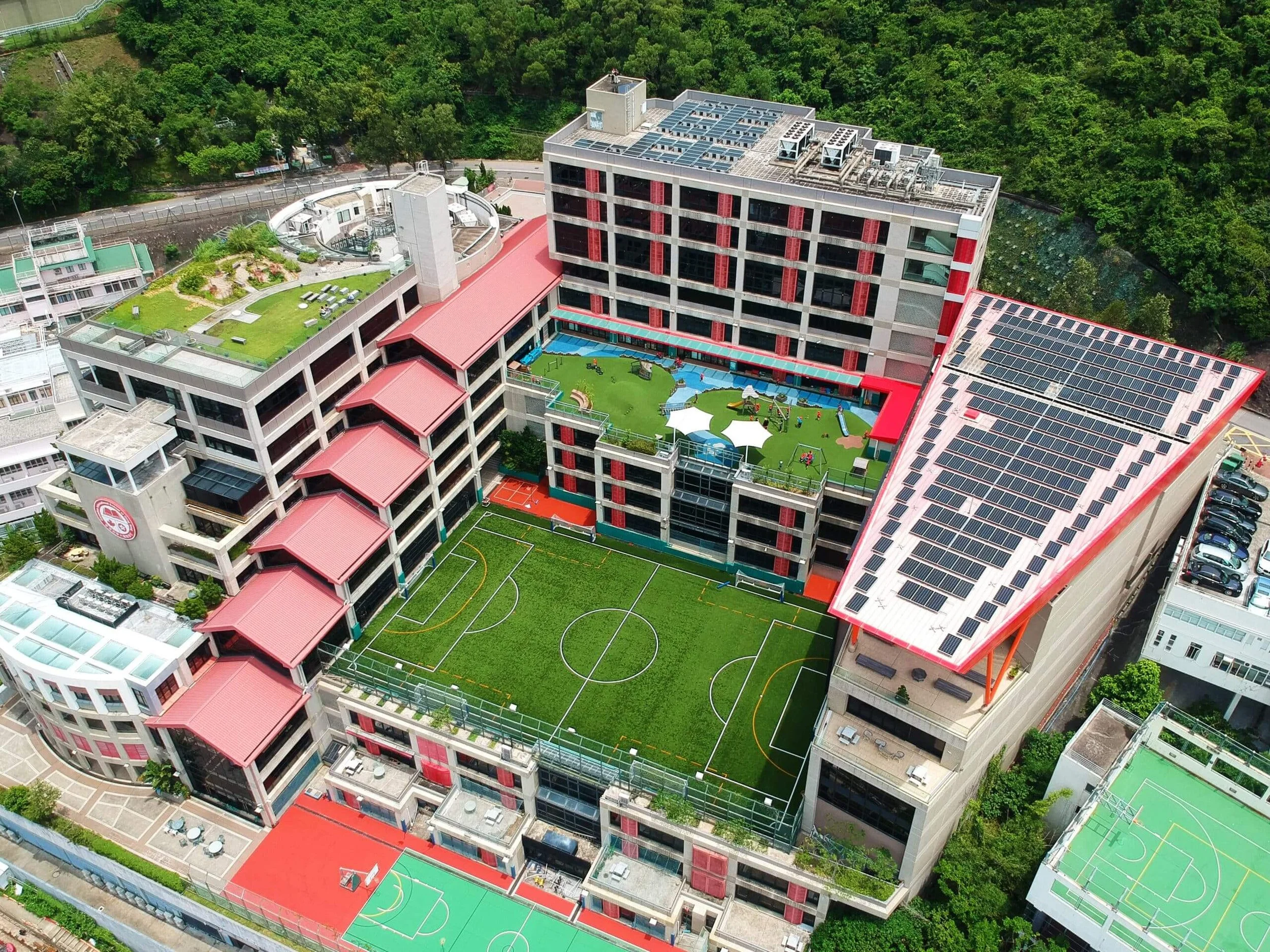 Canadian International School 3.jpg