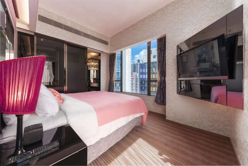 The Mercer 1 Bedroom Sheung Wan Apartment