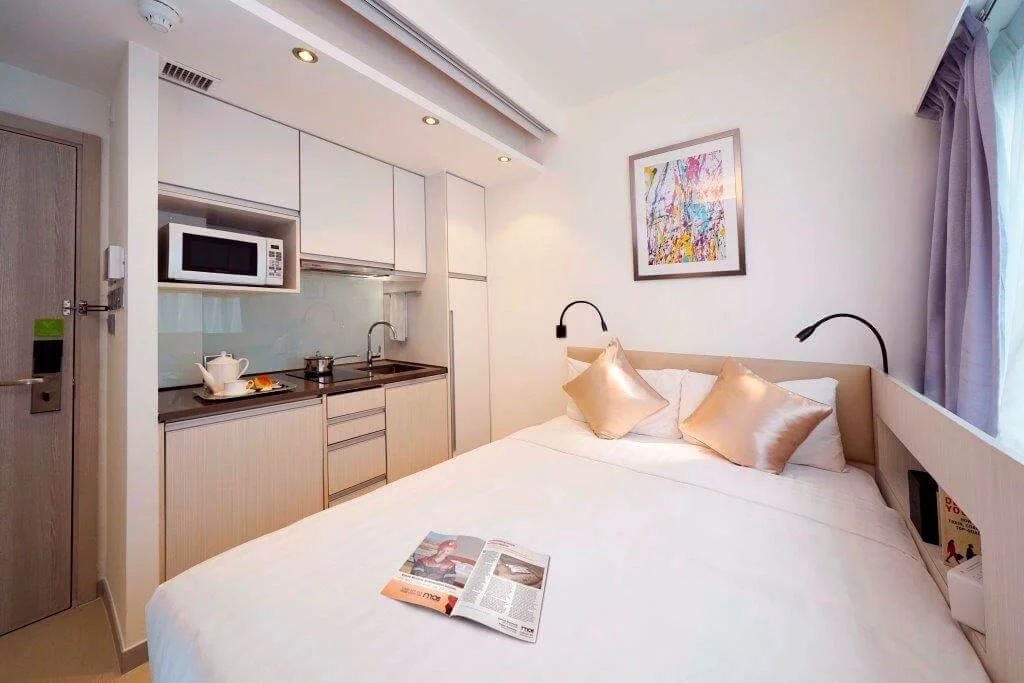 Loplus Hennessy Executive Studio