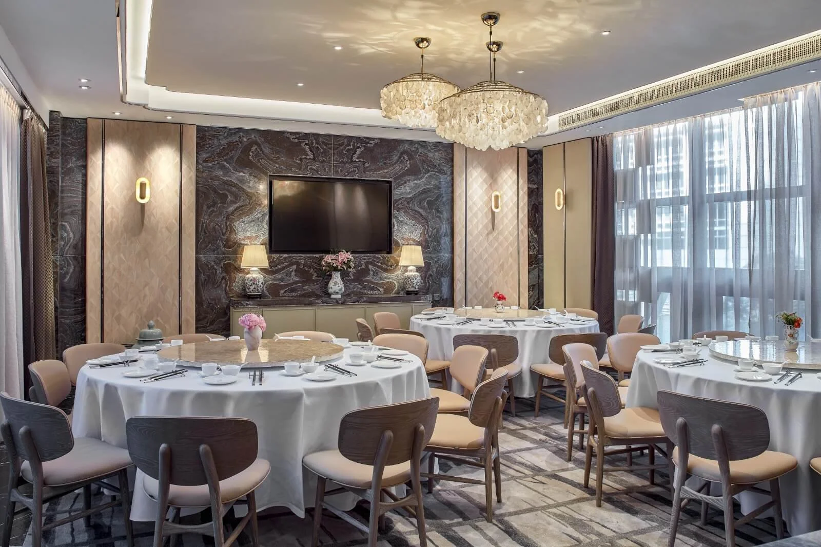 The Emperor Hotel Golden Valley