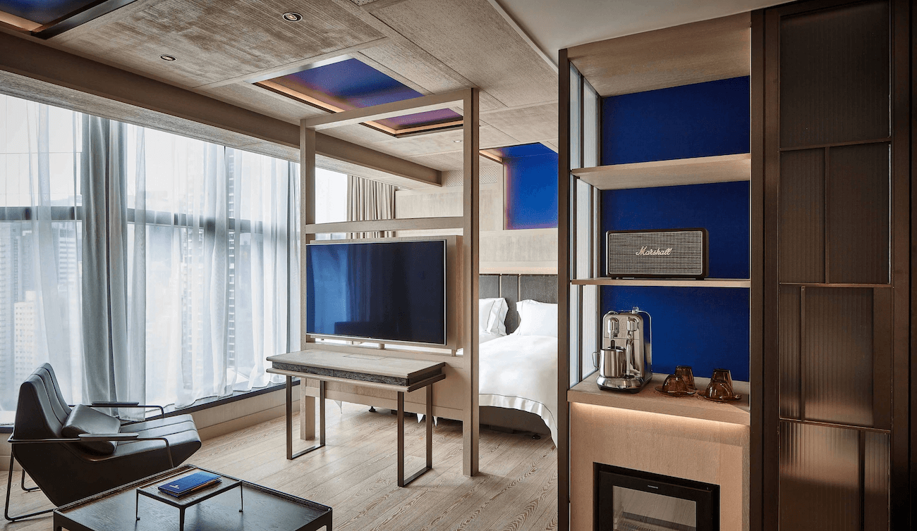 The Emperor Hotel Executive Suite