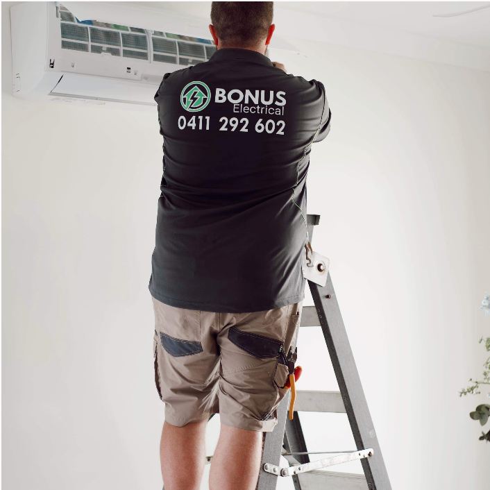 Bonus Electrical electrician providing residential and commercial electrical services in Upper Coomera and across the Gold Coast, including solar, air conditioning, smoke alarms, security cameras and EV chargers
