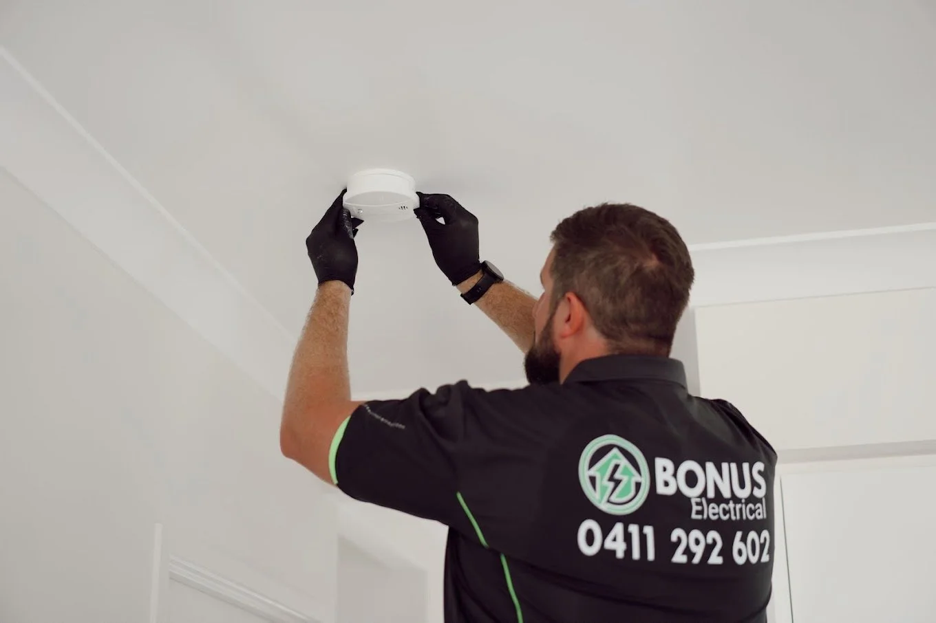 SMOKE DETECTOR INSTALLATION UPPER COOMER COOMER ELECTRICIAN SMOKE ALARM INSTALL