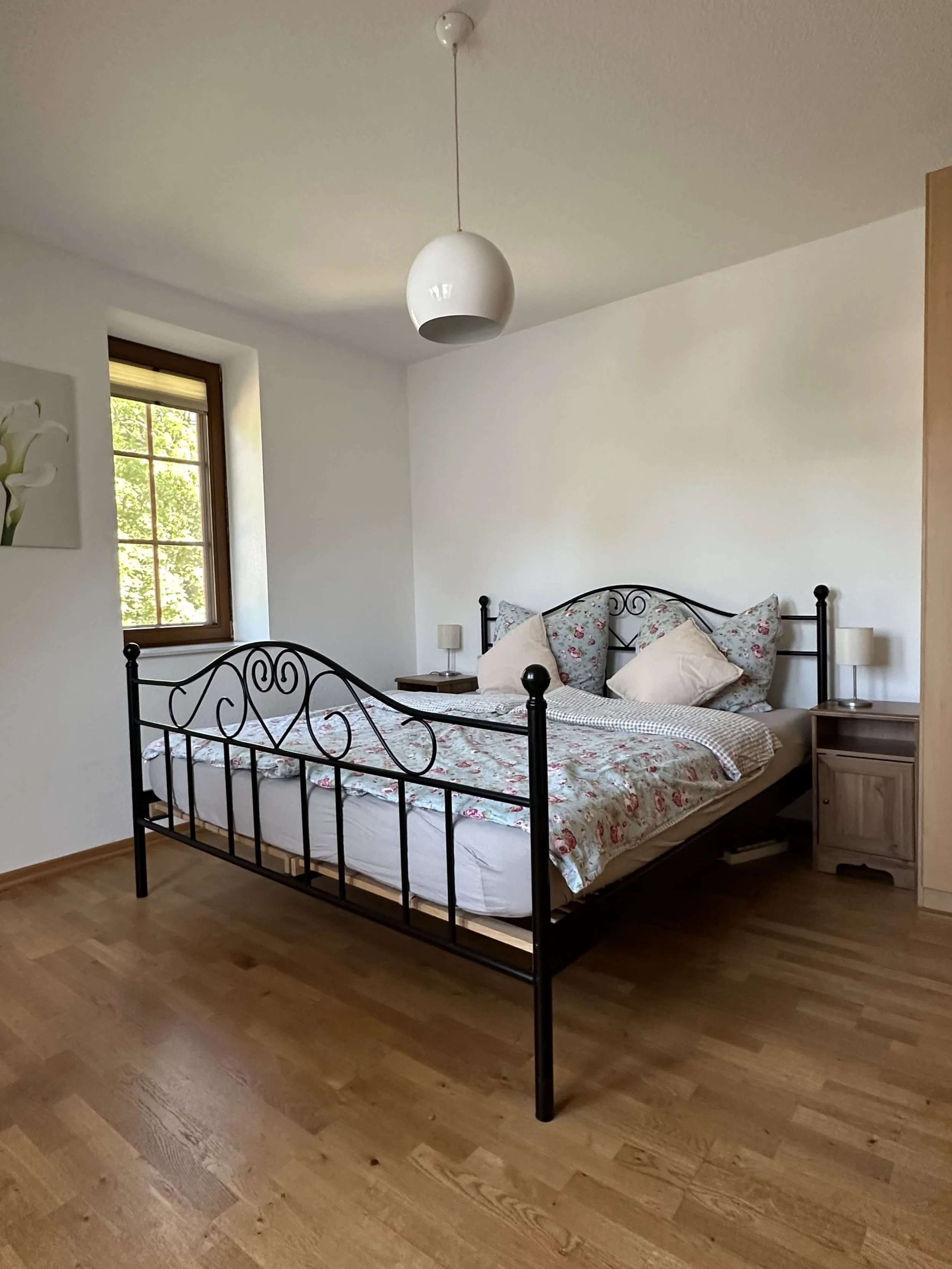 schlafzimmer-1.jpeg