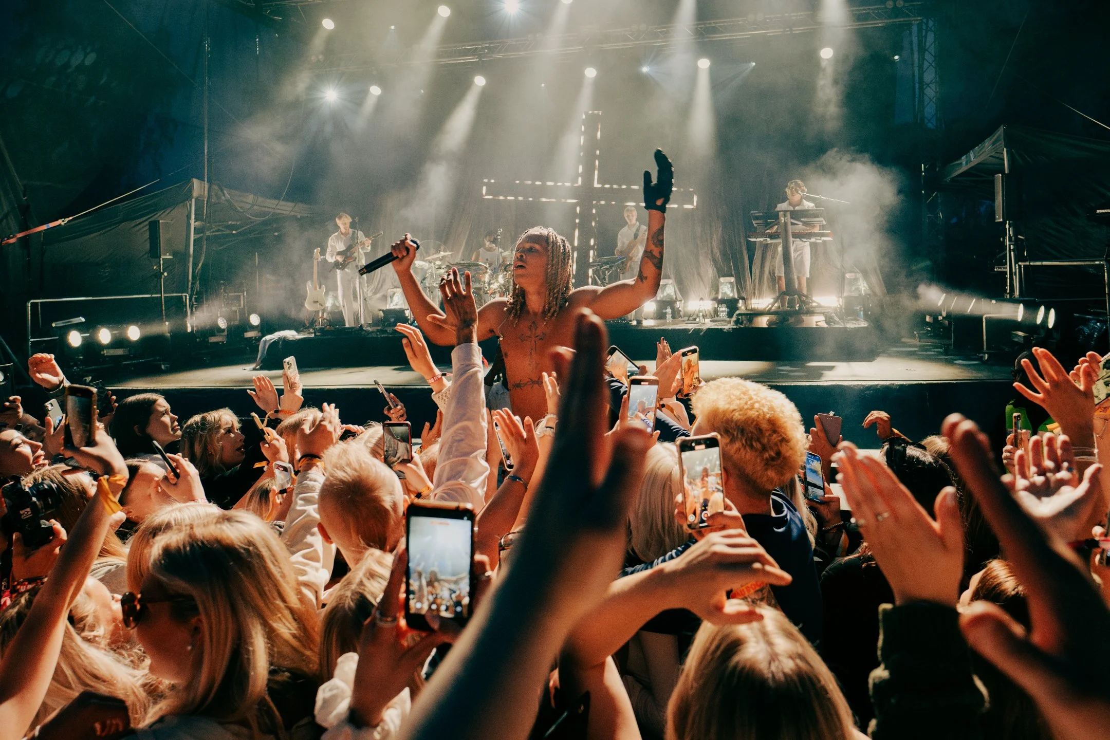 Sexmane yleisön seassa, Dinosaurock 2025 Mikkeli.