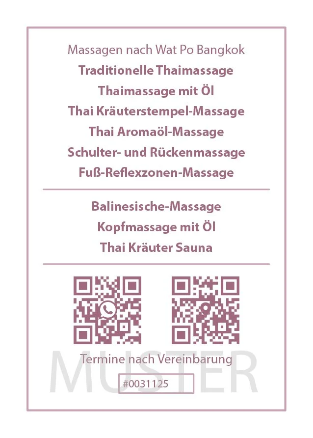 Preislisteneintrag für verschiedene Massageangebote, inklusive traditioneller Thai-Massage, Öl-Massage, Kräuterstempel-Massage, Aromö-Massage, Schulter- und Rückemassage, Fußreflexzonen-Massage, balinesische Massage, Kopfölmassage und Thai-Kräuter-Sauna, mit QR-Codes für Terminanfragen.