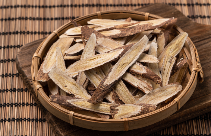 Chinese Herbs for Senior Dogs