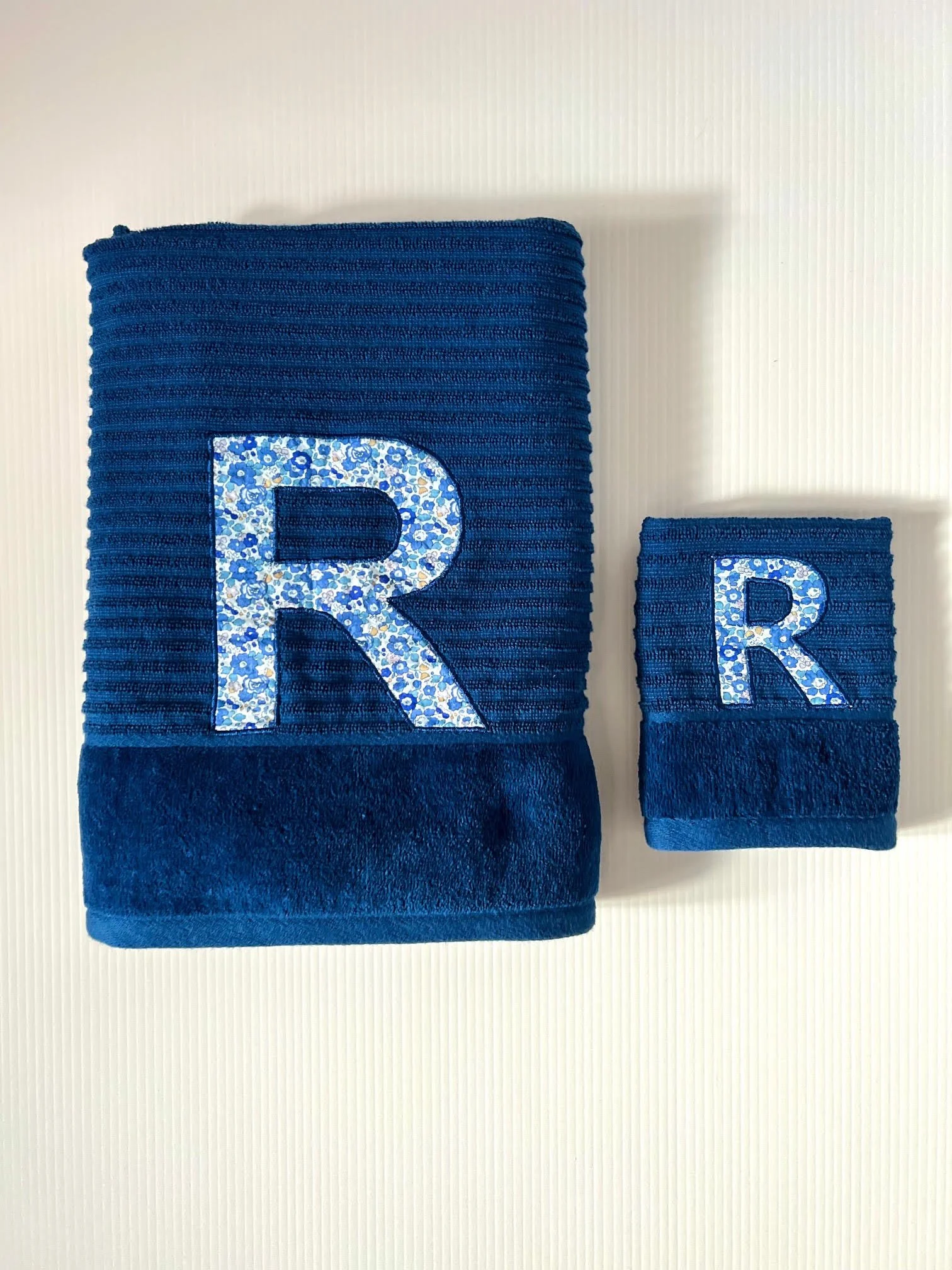 Navy R Towel Set.jpg