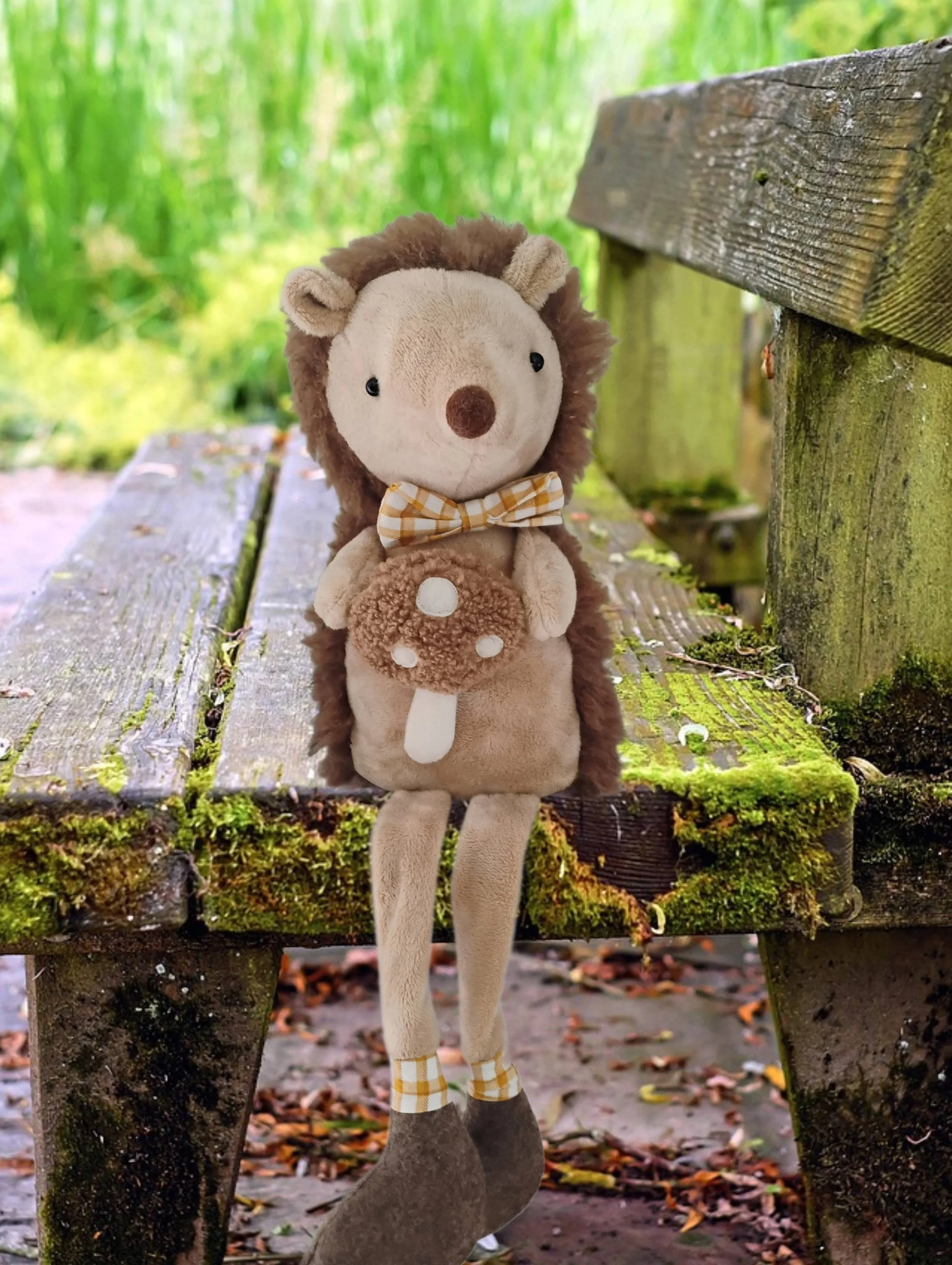 Penelope the hedgehog waiting for you to download your digital guide on interfaith dynamics and dietary differences