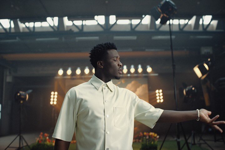 Assistant Choreographer for @emmaevelein (and some dancing too) for Netherlands Eurovision Contestant @claudekmb 

This was one dreamy, and a team full of serious talent ⚡️🌙

C&rsquo;est La Vie&rdquo; by  @claudekmb for @eurovision 2025
Choreography