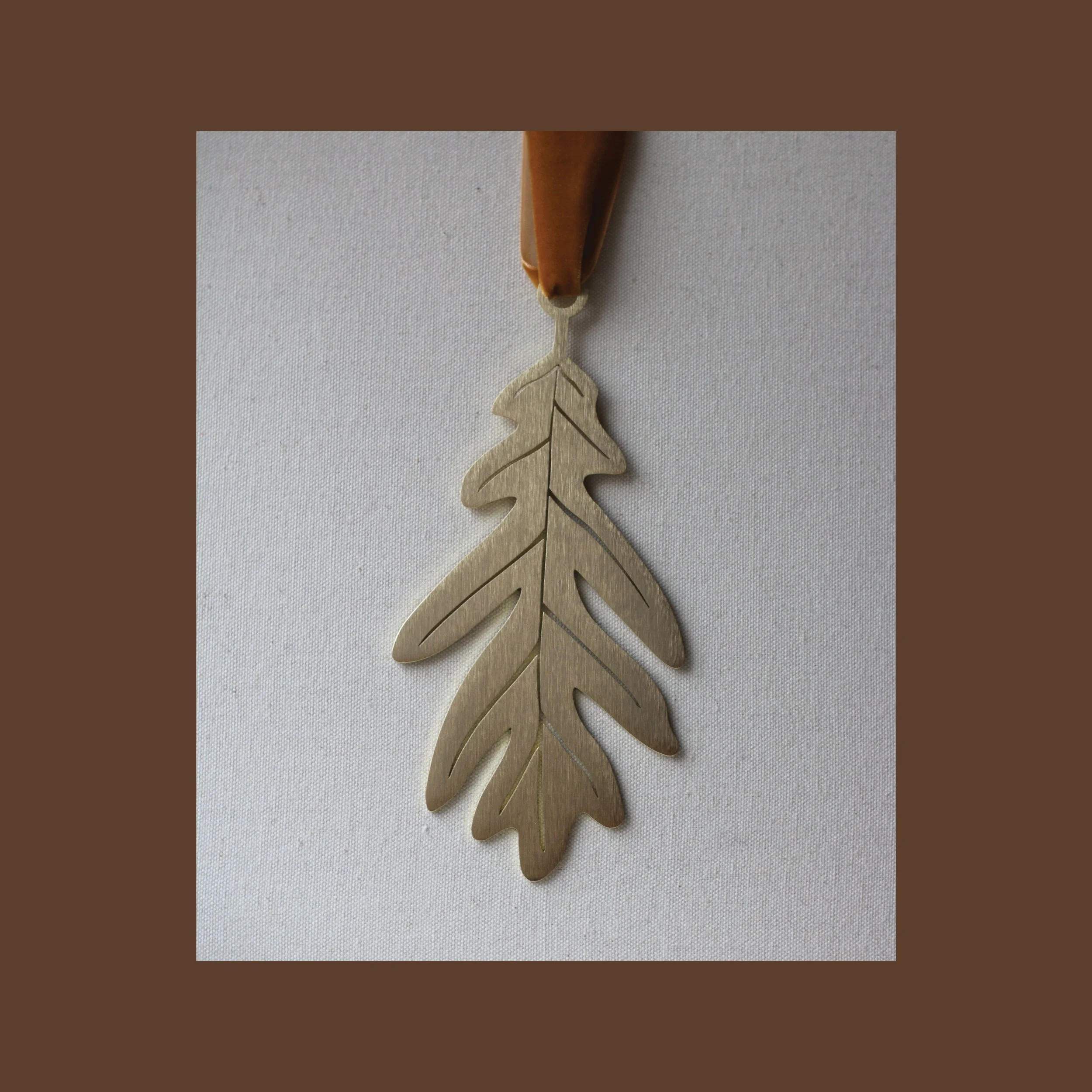 Wild Oak Leaf - Brass Wall Hanging (Ships early April)