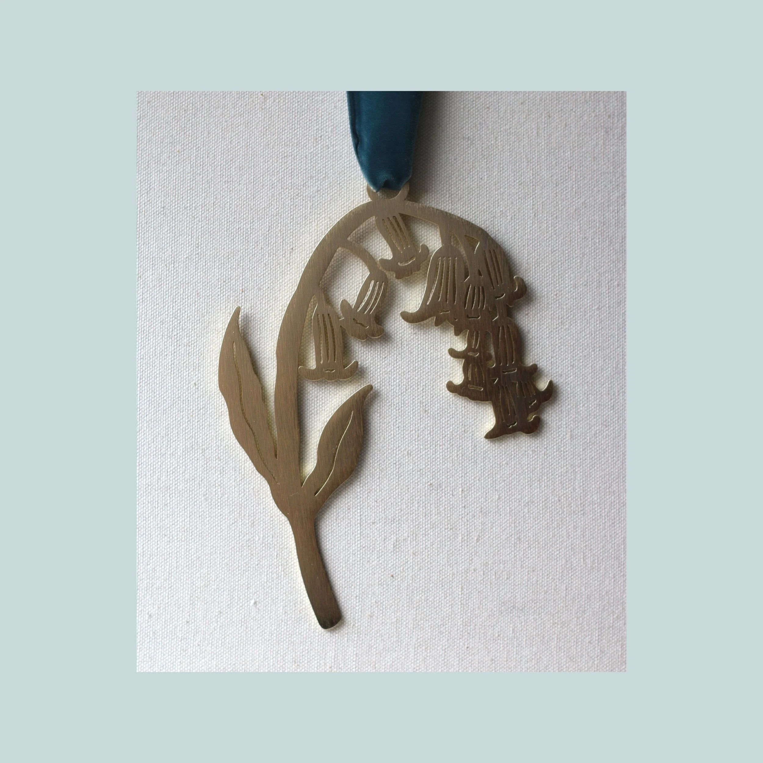 Bluebells - Brass Wall Hanging (Ships early April)