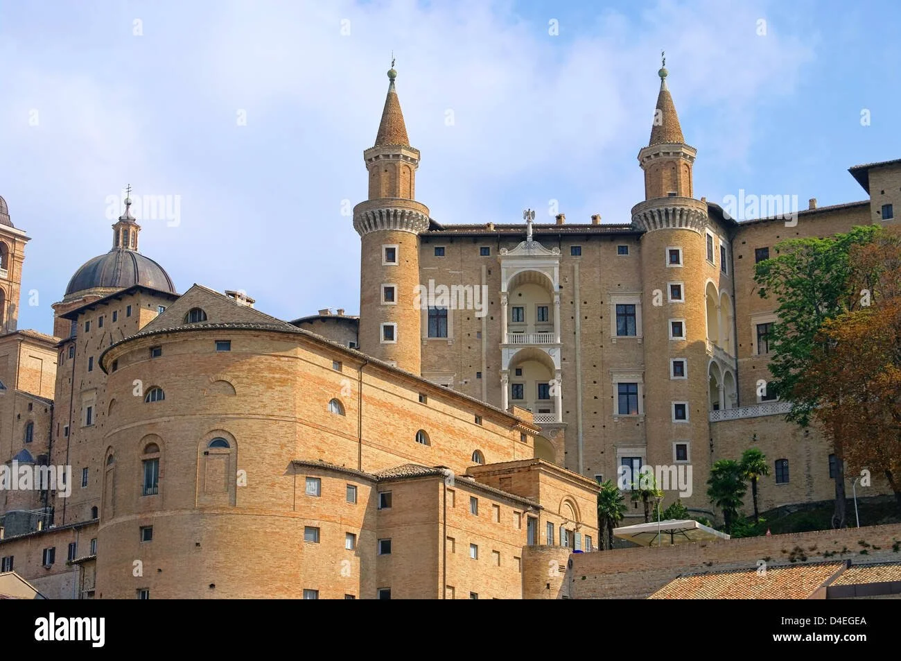 urbino-02-D4EGEA.jpg