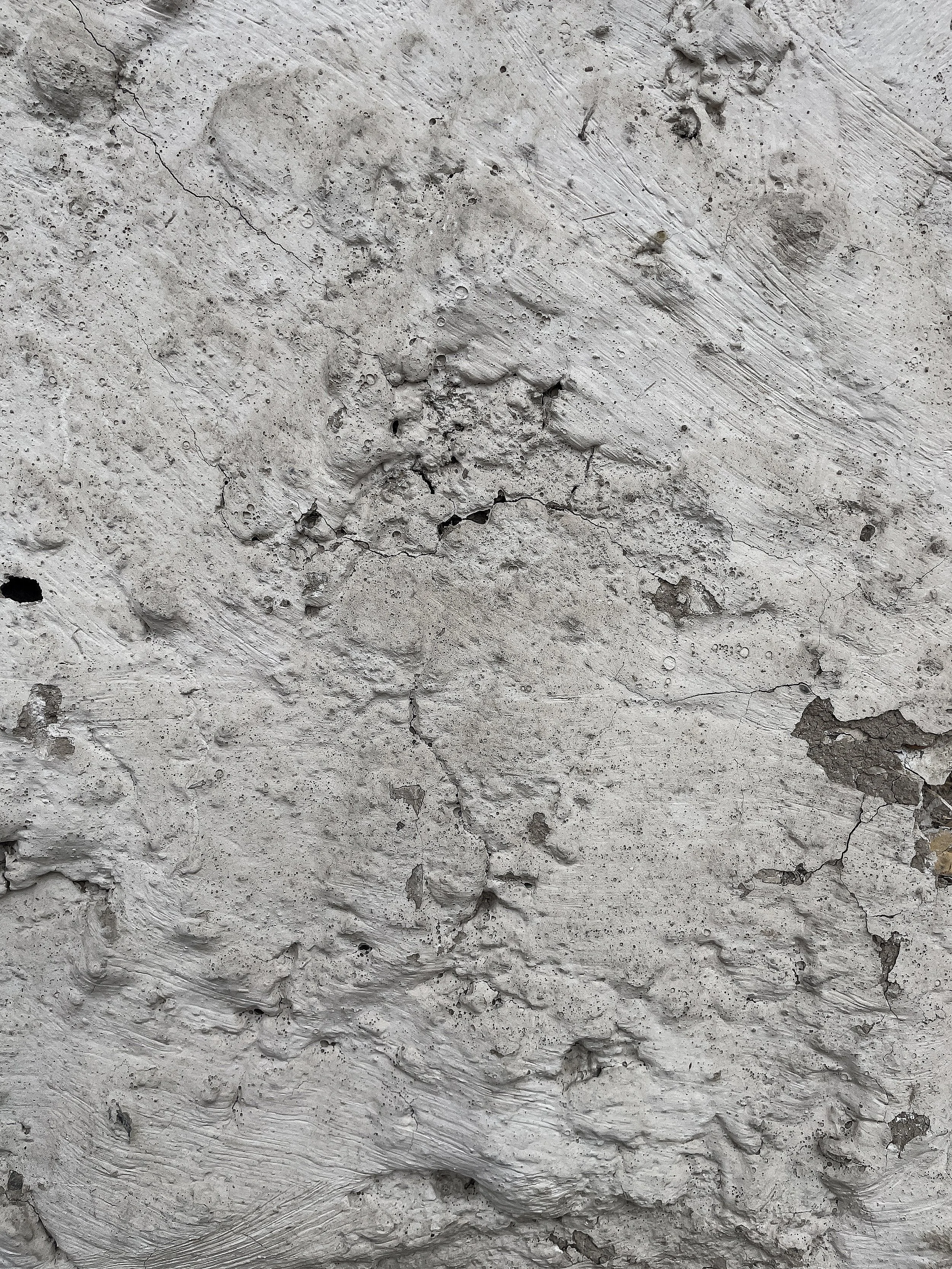 Weathered wall surface study photographed by Serdar Akdeniz.