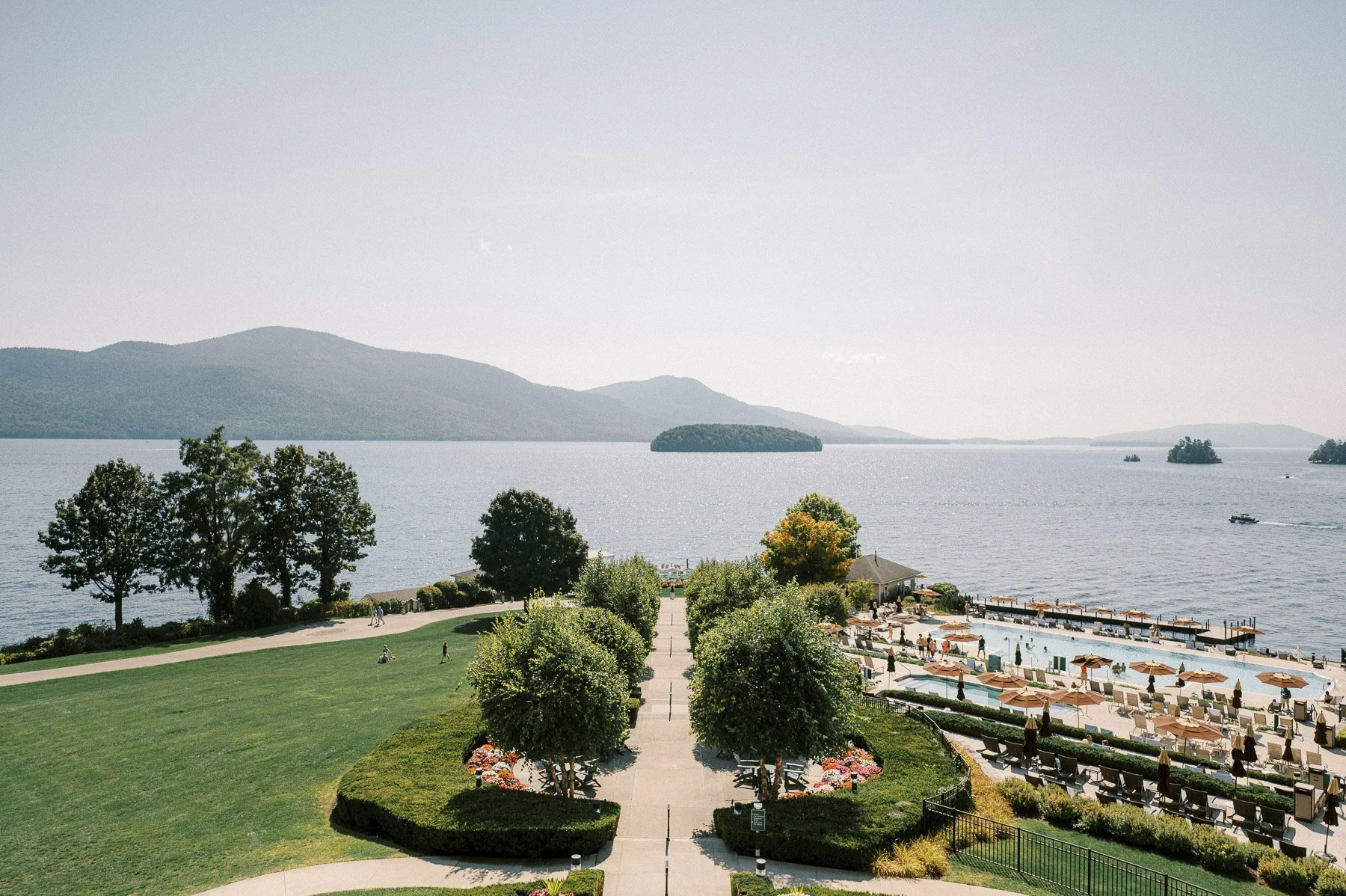 The Sagamore Fall Wedding by Michelle Lange Photography-3.jpg