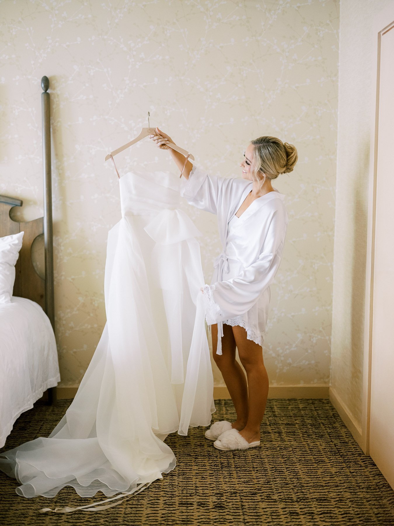 The Sagamore Fall Wedding by Michelle Lange Photography-7.jpg