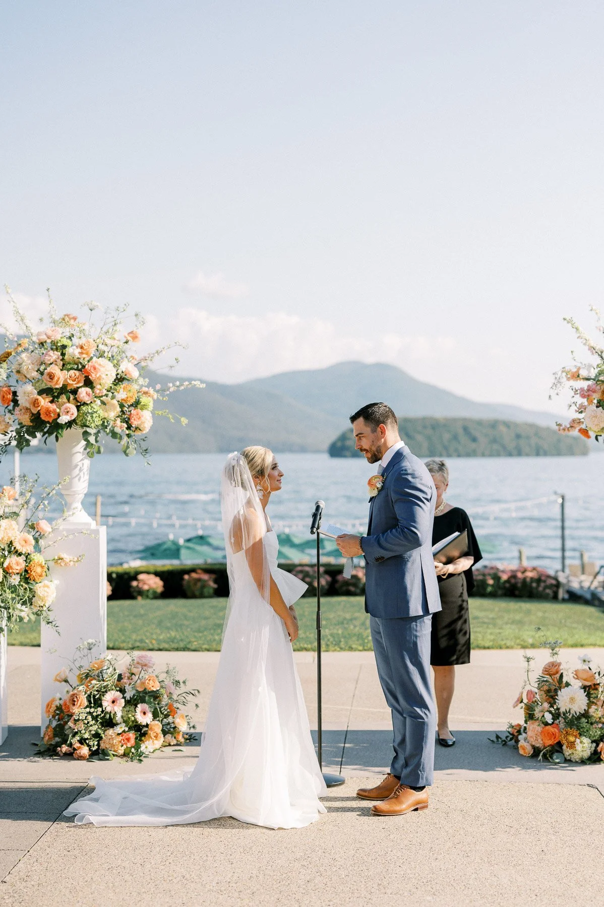 The Sagamore Fall Wedding by Michelle Lange Photography-81.jpg