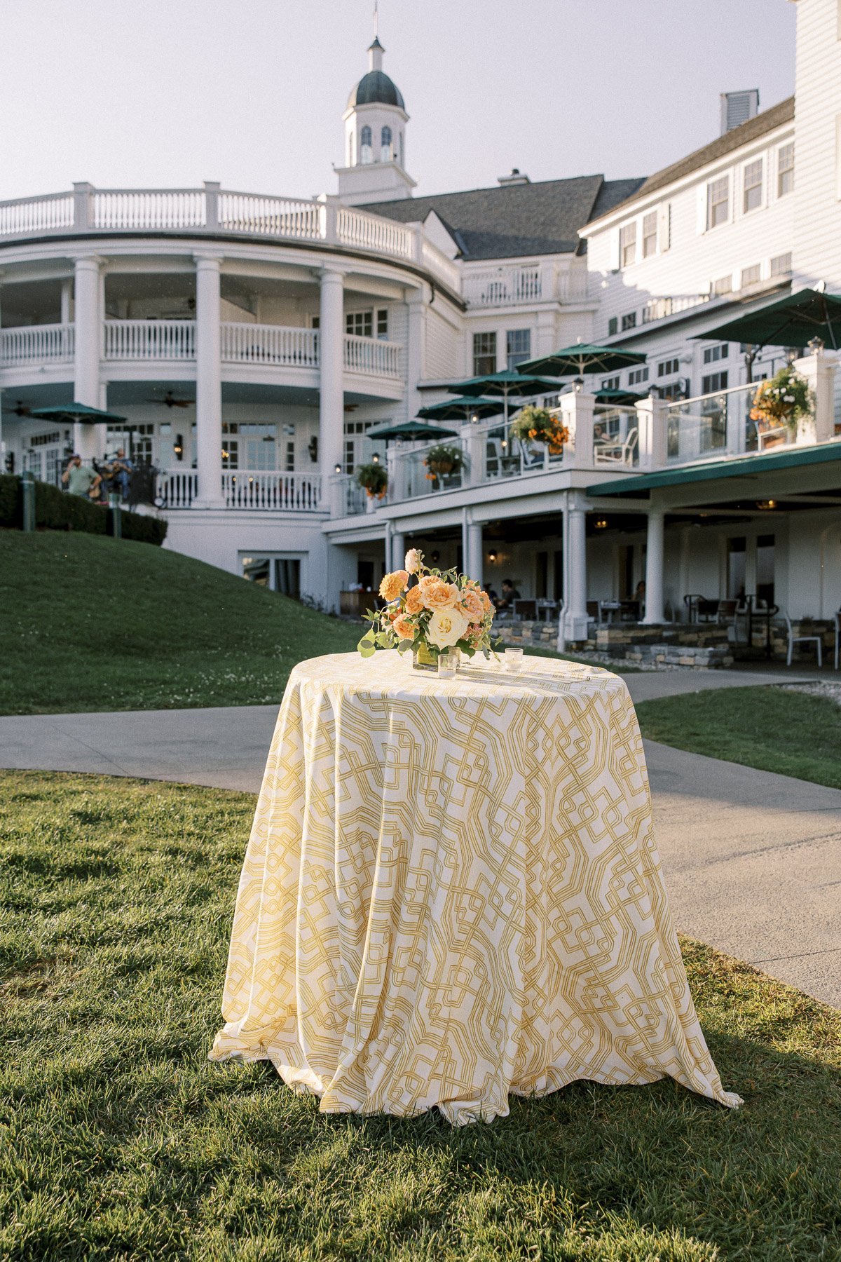 The Sagamore Fall Wedding by Michelle Lange Photography-174.jpg