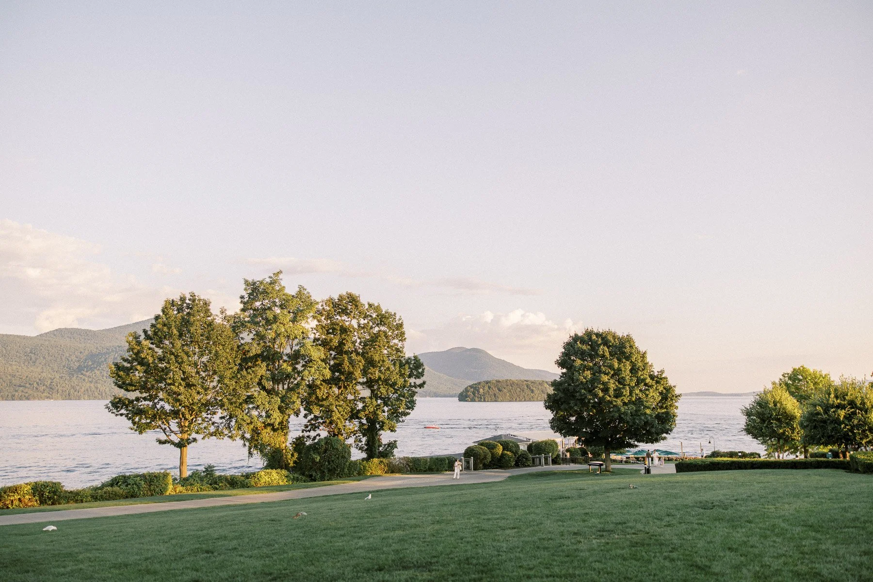 The Sagamore Fall Wedding by Michelle Lange Photography-187.jpg