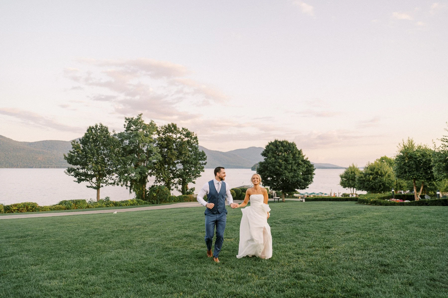 The Sagamore Fall Wedding by Michelle Lange Photography-189.jpg