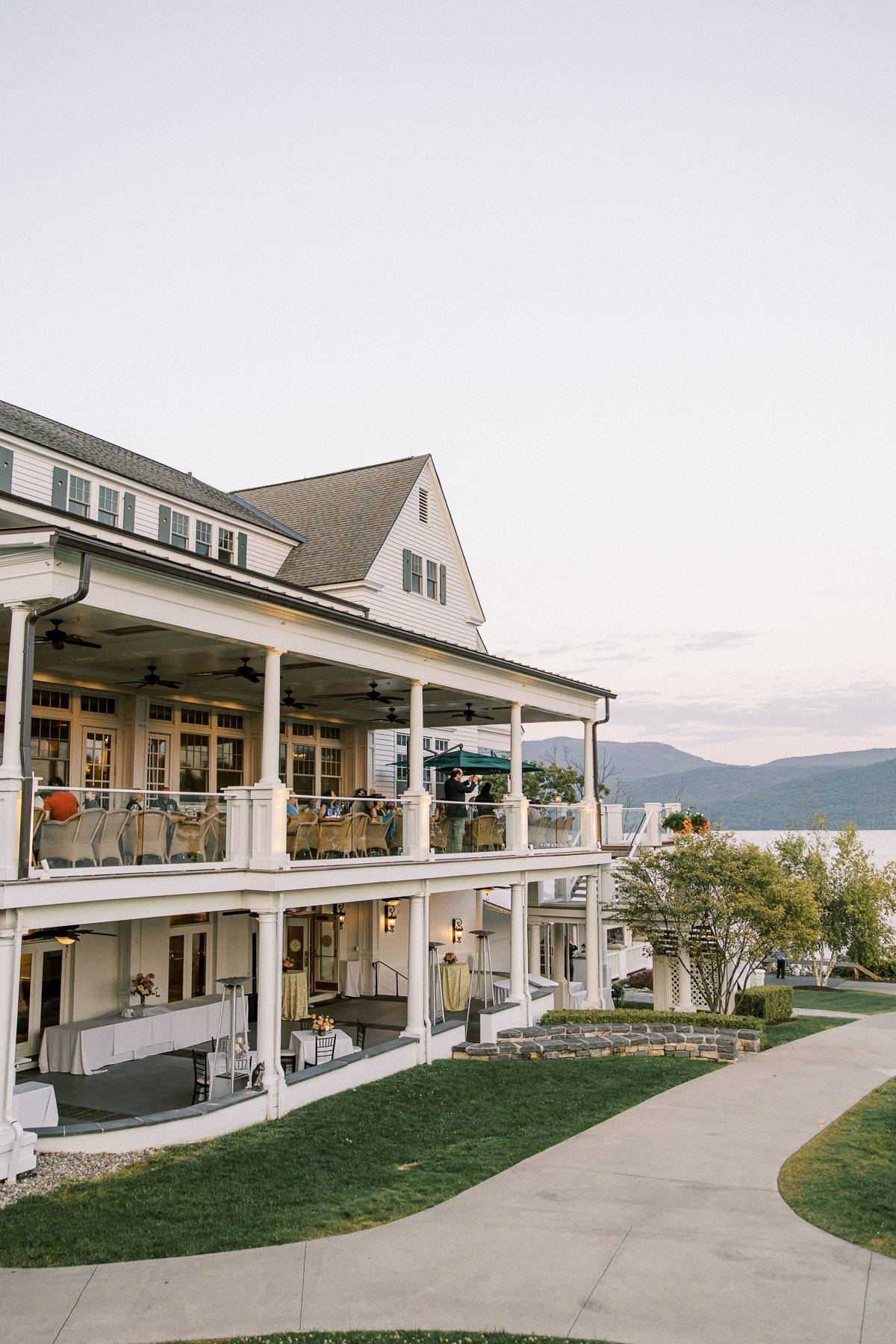 The Sagamore Fall Wedding by Michelle Lange Photography-207.jpg