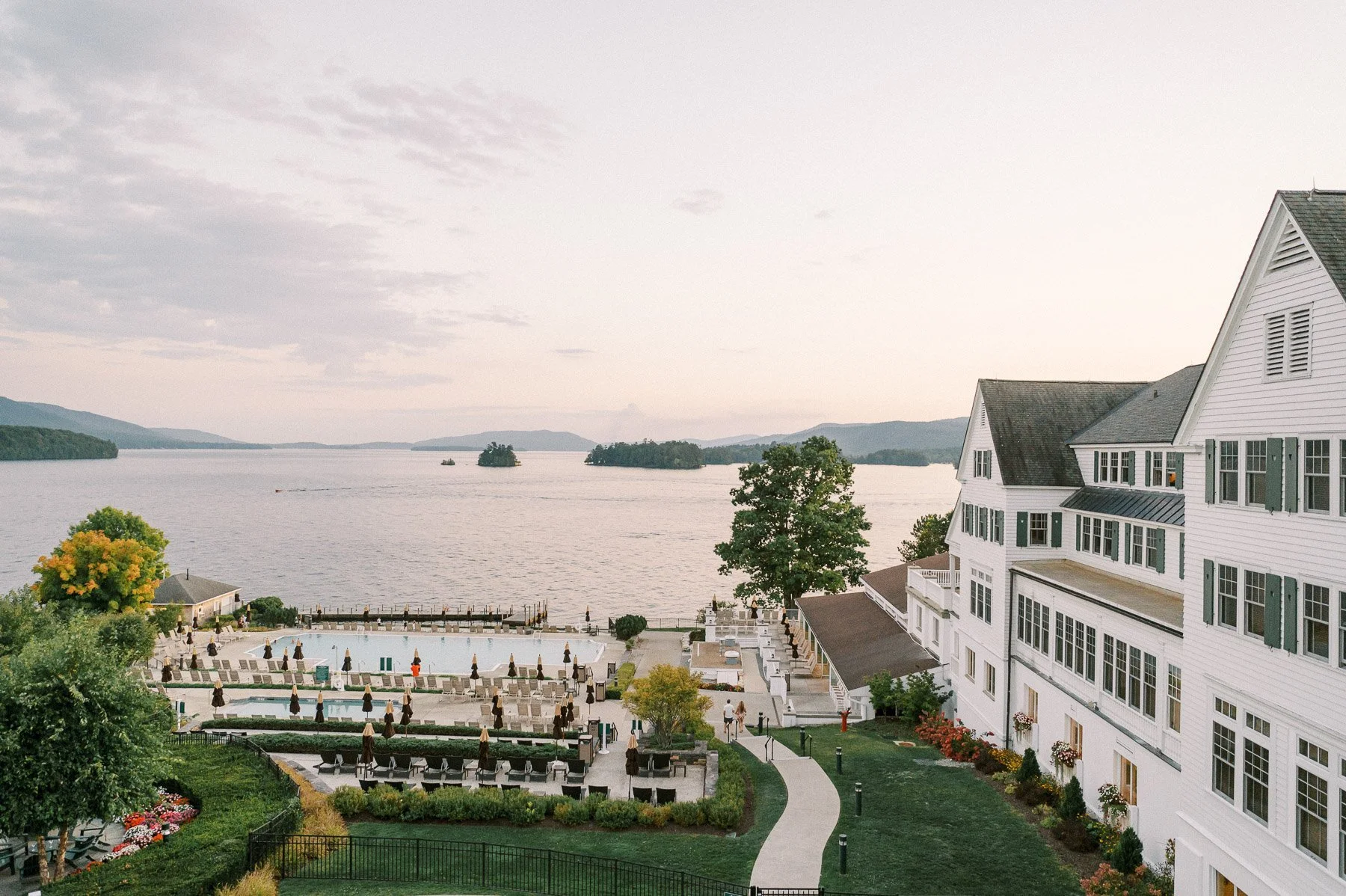 The Sagamore Fall Wedding by Michelle Lange Photography-210.jpg