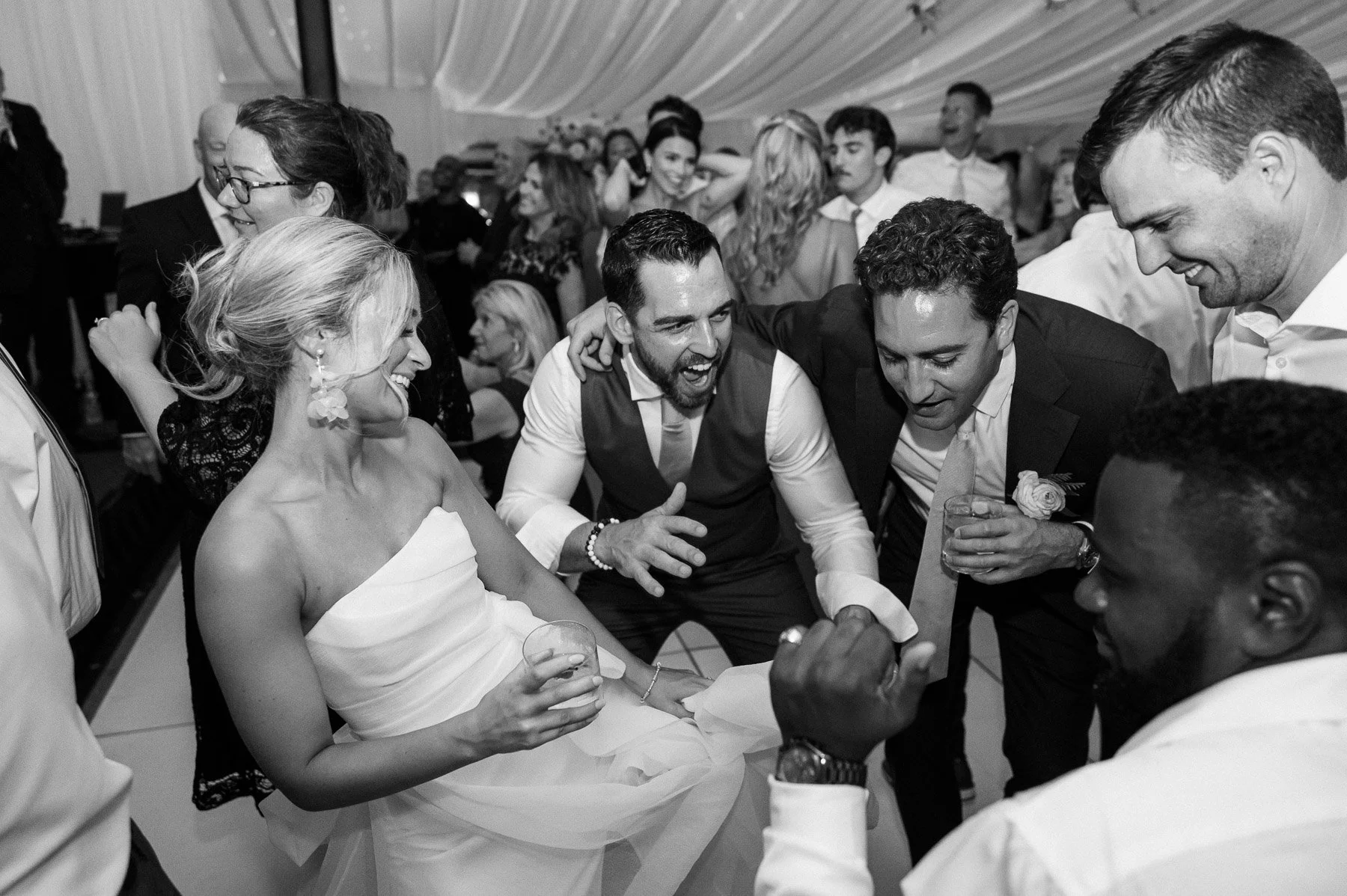 The Sagamore Fall Wedding by Michelle Lange Photography-215.jpg