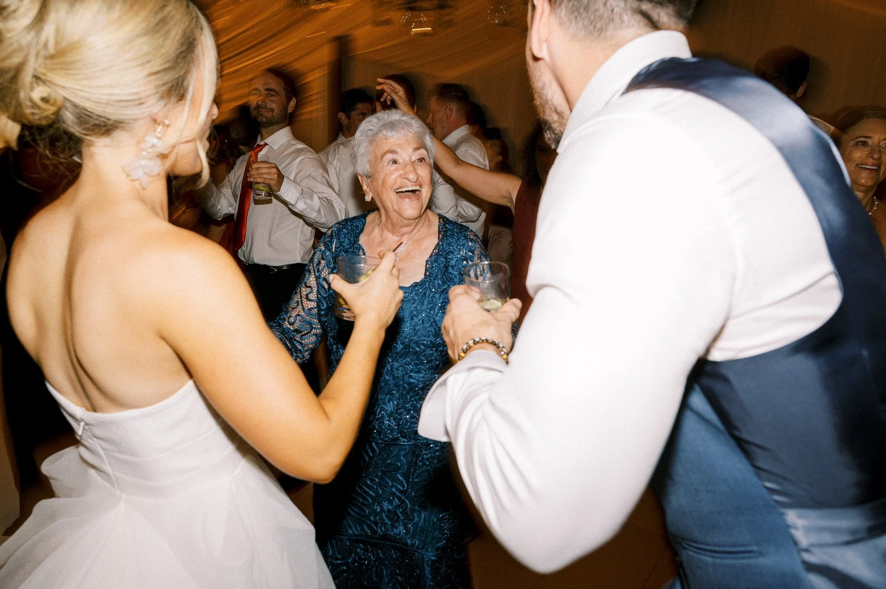 The Sagamore Fall Wedding by Michelle Lange Photography-216.jpg