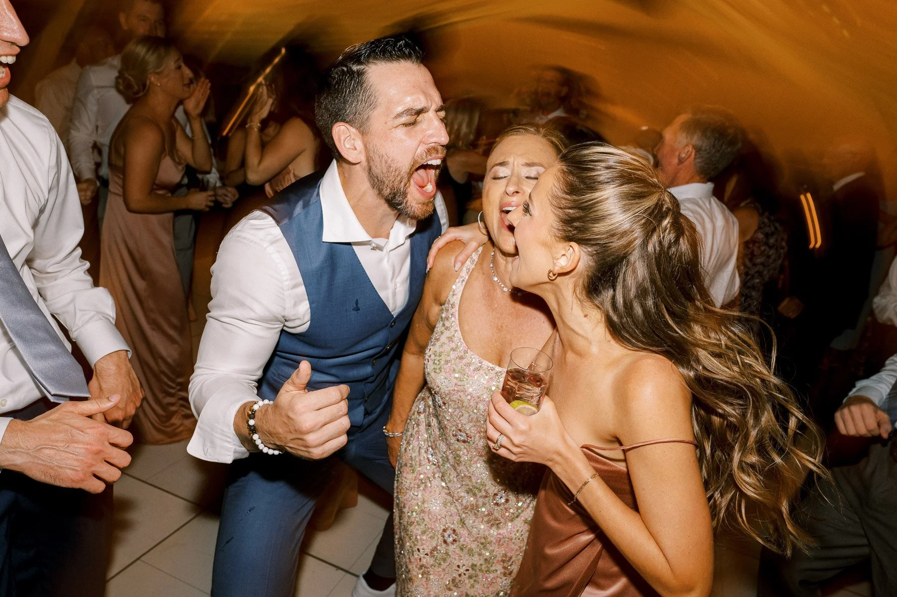 The Sagamore Fall Wedding by Michelle Lange Photography-223.jpg