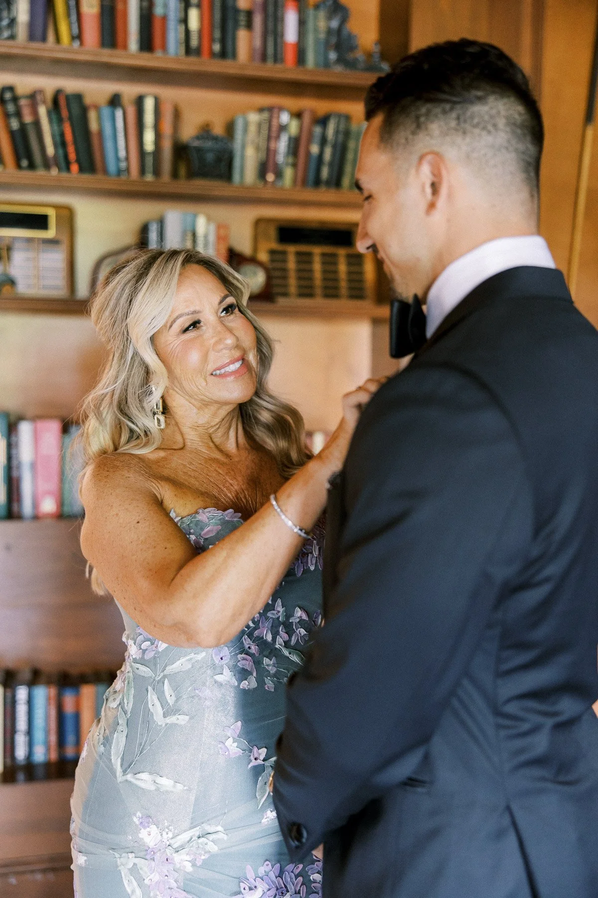 Hiland Park Country Club Wedding by Michelle Lange Photography-22.jpg