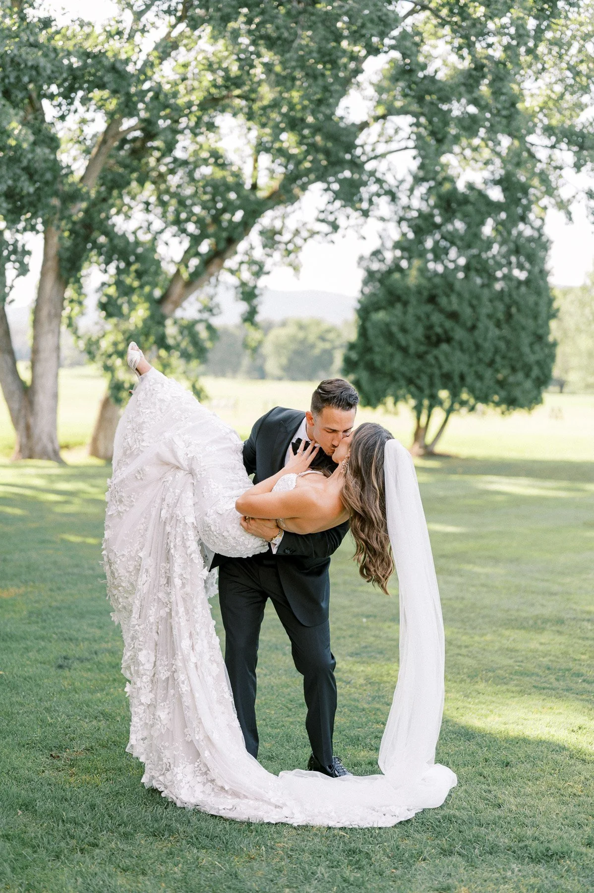 Hiland Park Country Club Wedding by Michelle Lange Photography-118.jpg