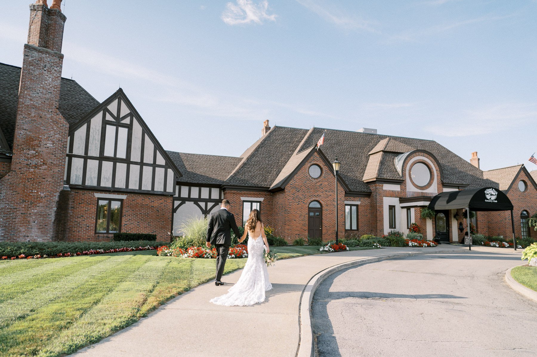 Hiland Park Country Club Wedding by Michelle Lange Photography-157.jpg