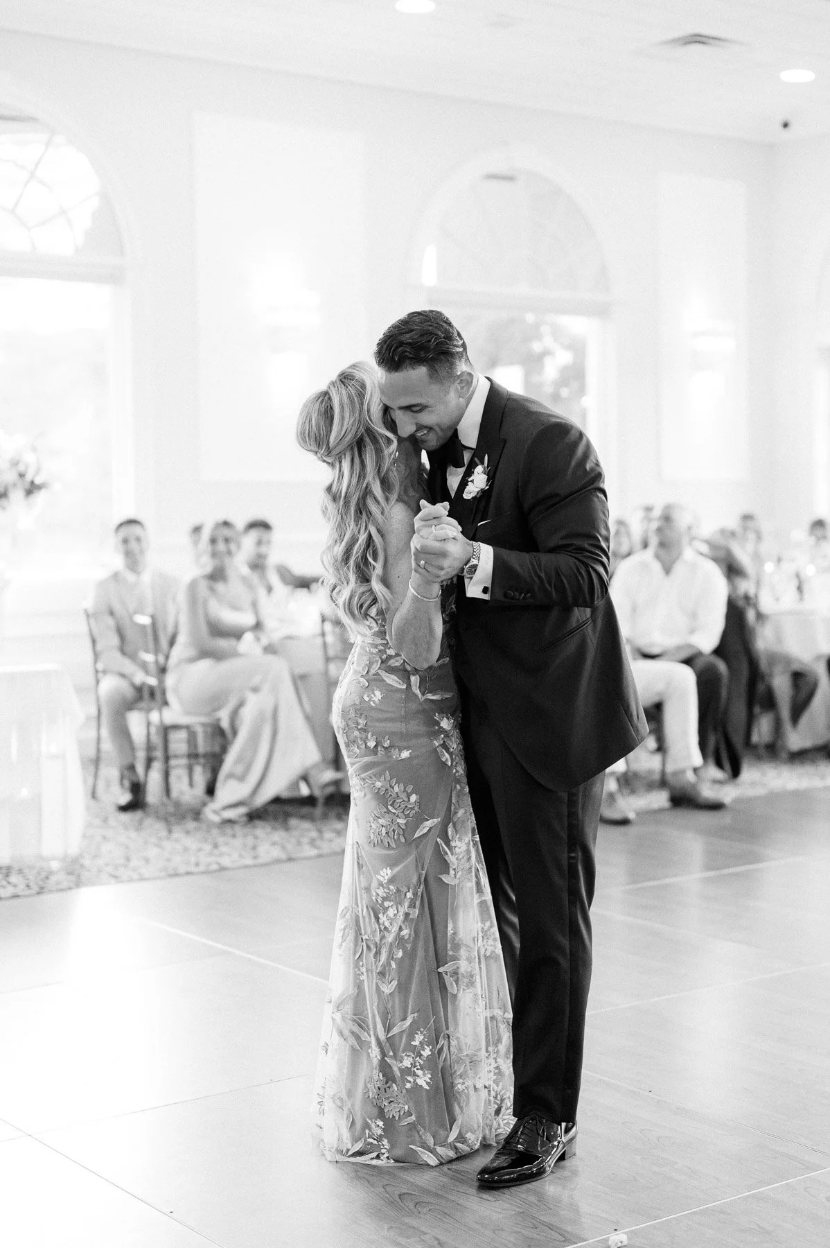 Hiland Park Country Club Wedding by Michelle Lange Photography-178.jpg