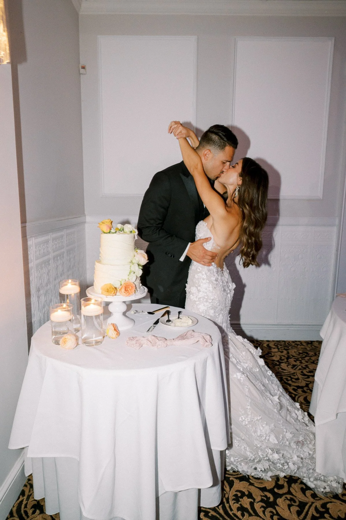 Hiland Park Country Club Wedding by Michelle Lange Photography-198.jpg