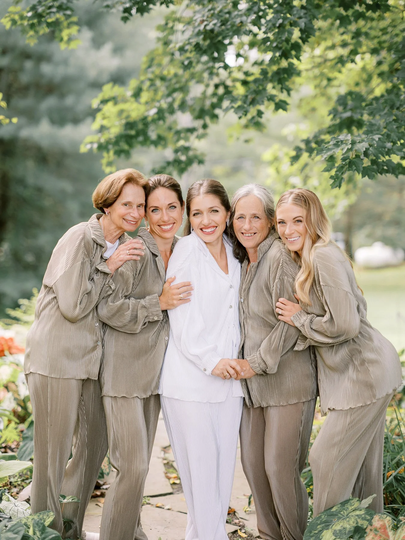 Saratoga NY backyard wedding by Michelle Lange Photography-7.jpg