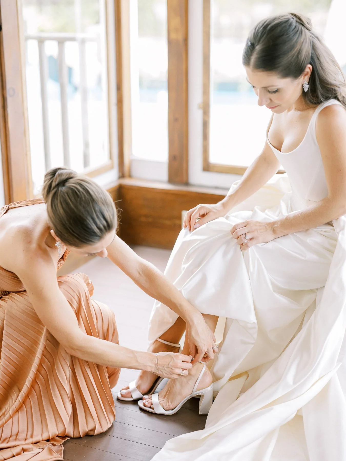 Saratoga NY backyard wedding by Michelle Lange Photography-13.jpg