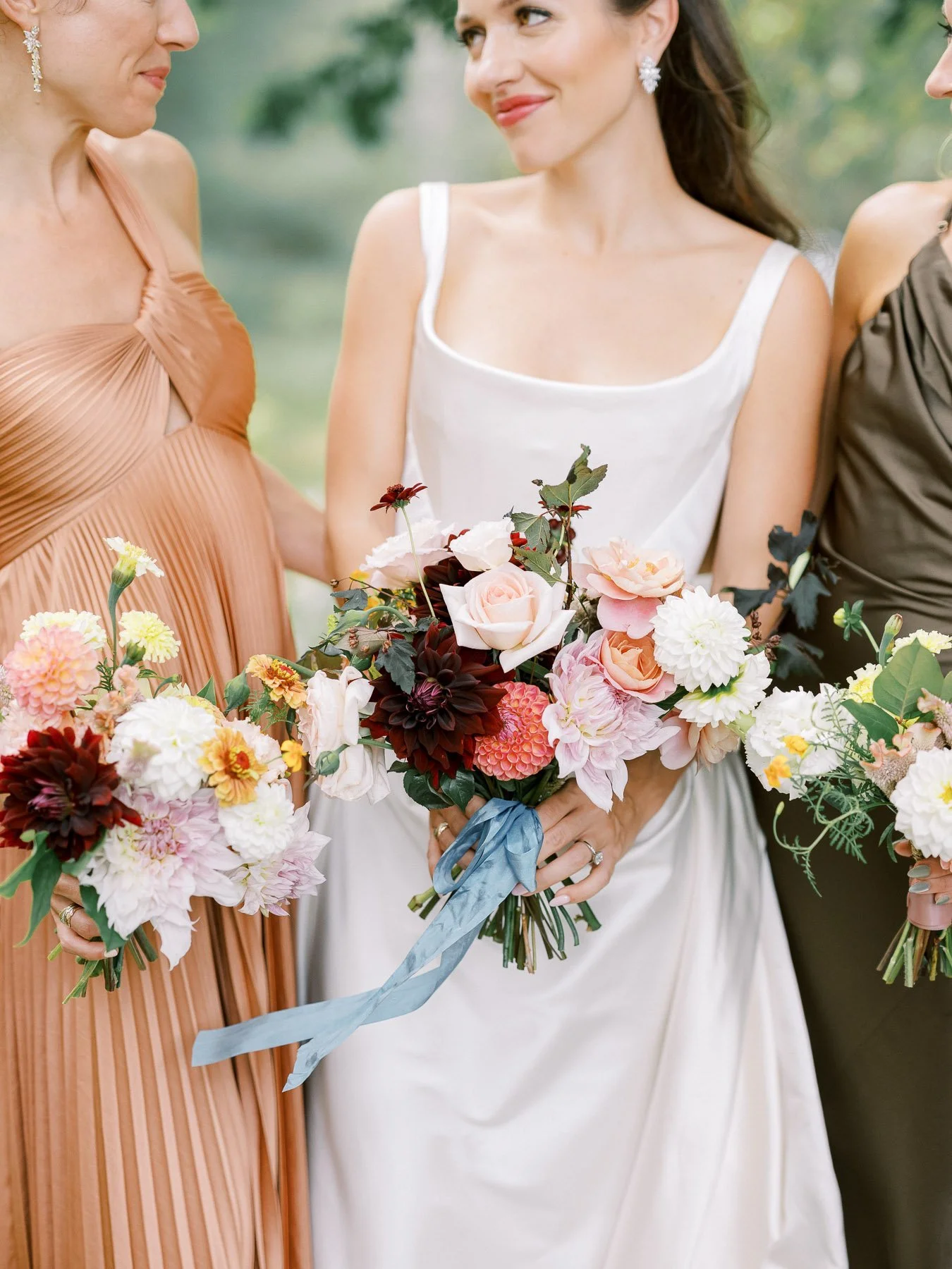 Saratoga NY backyard wedding by Michelle Lange Photography-24.jpg