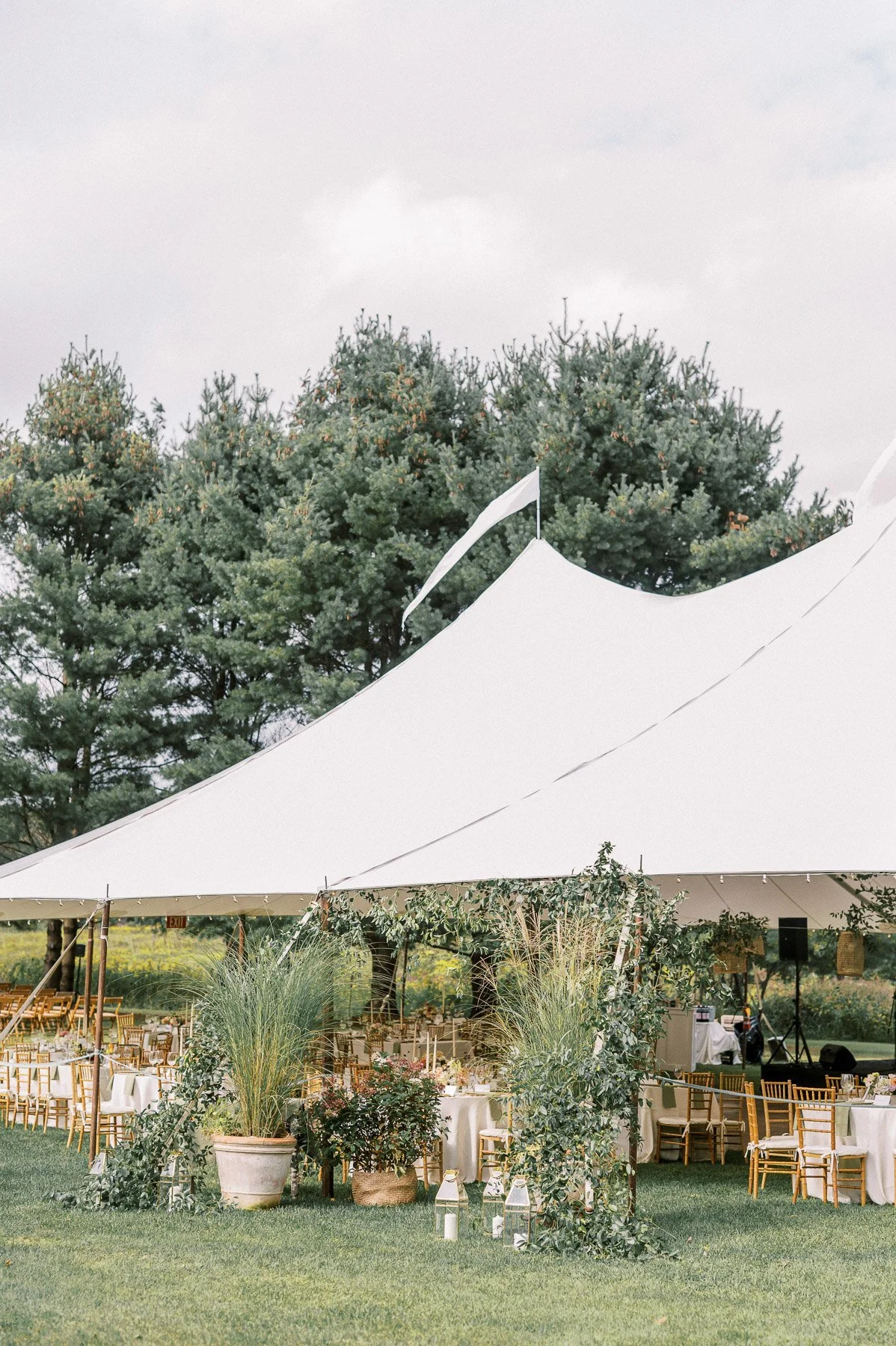 Saratoga NY backyard wedding by Michelle Lange Photography-45.jpg