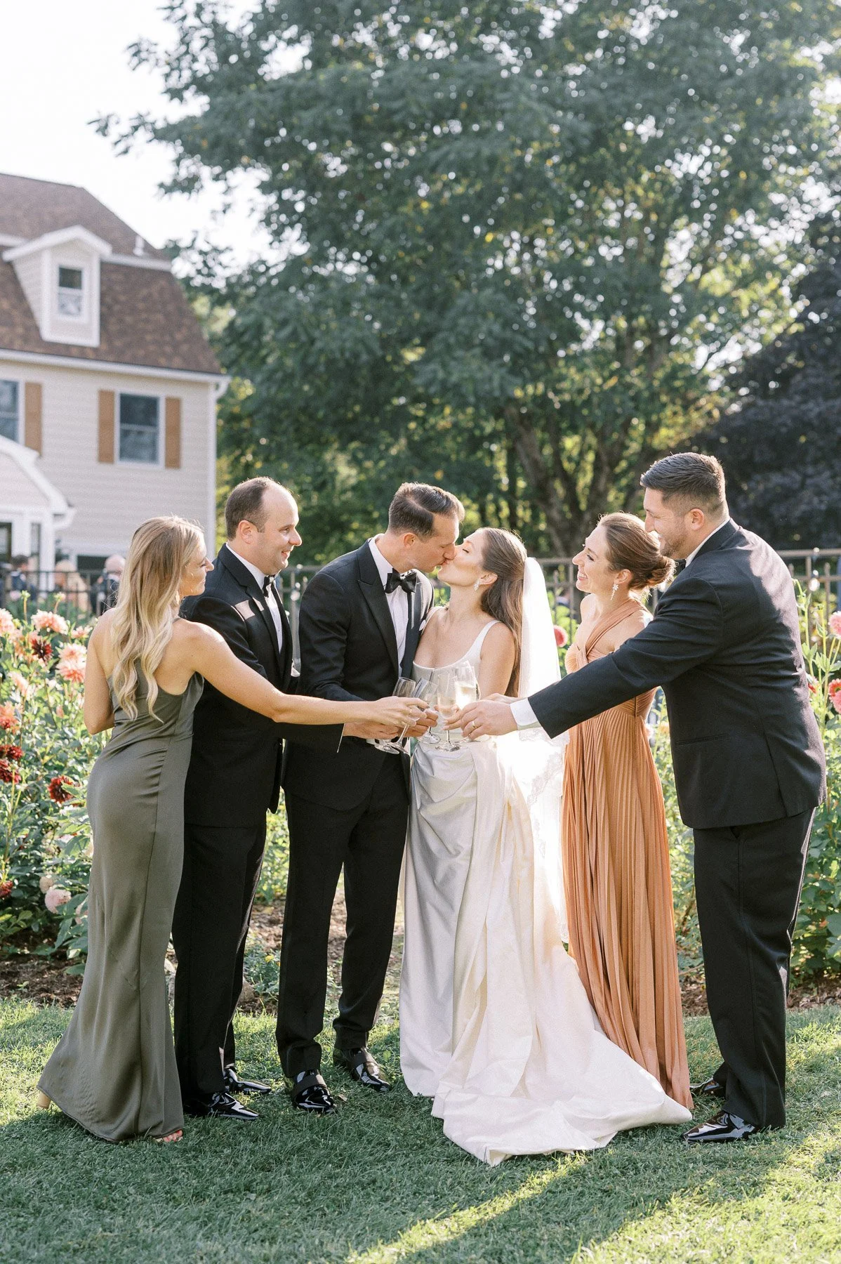 Saratoga NY backyard wedding by Michelle Lange Photography-76.jpg
