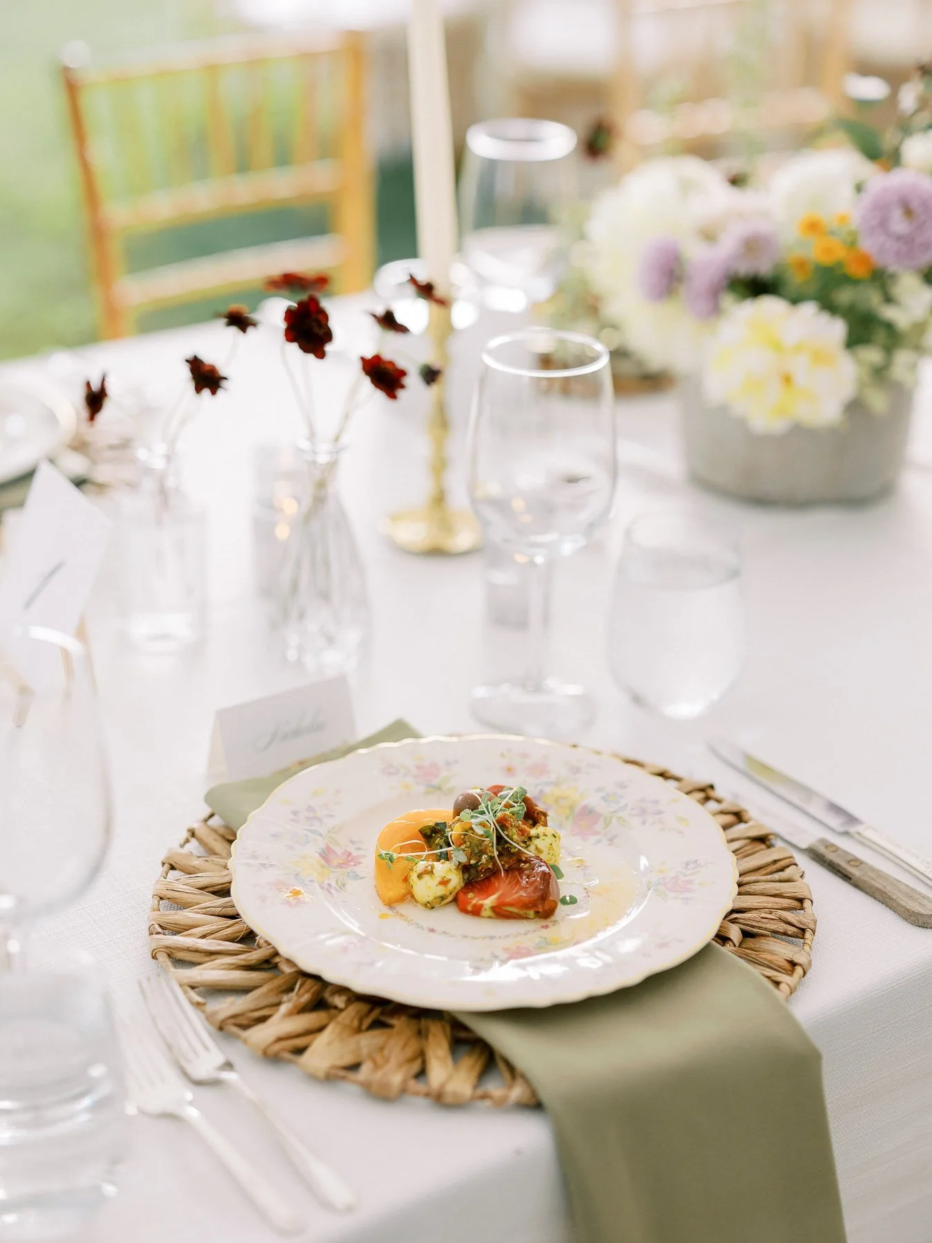 Saratoga NY backyard wedding by Michelle Lange Photography-104.jpg