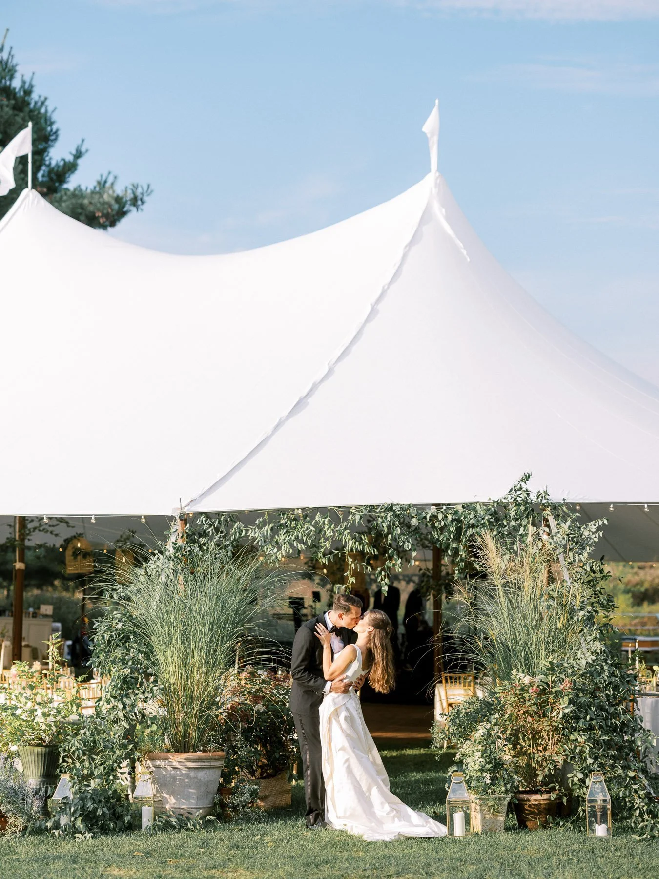 Saratoga NY backyard wedding by Michelle Lange Photography-108.jpg