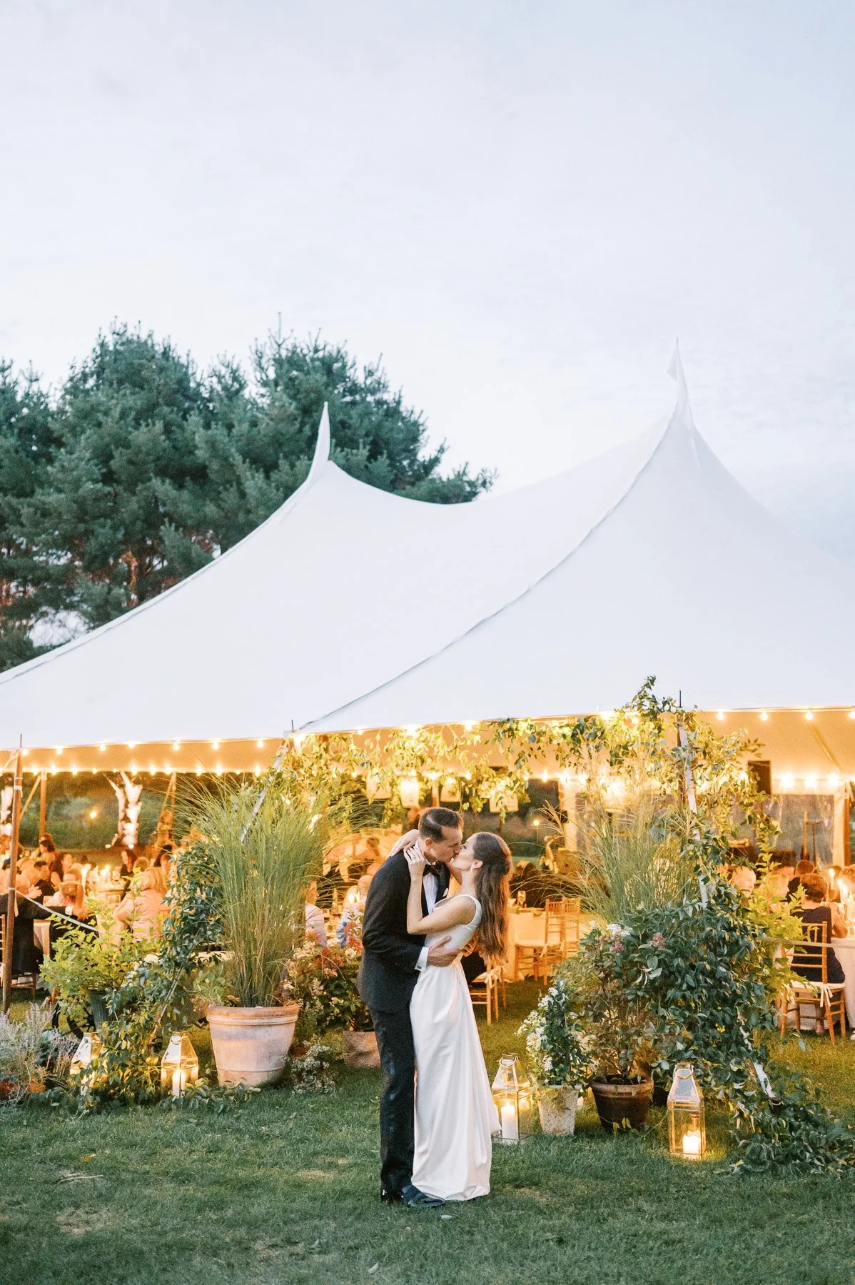 Saratoga NY backyard wedding by Michelle Lange Photography-119.jpg