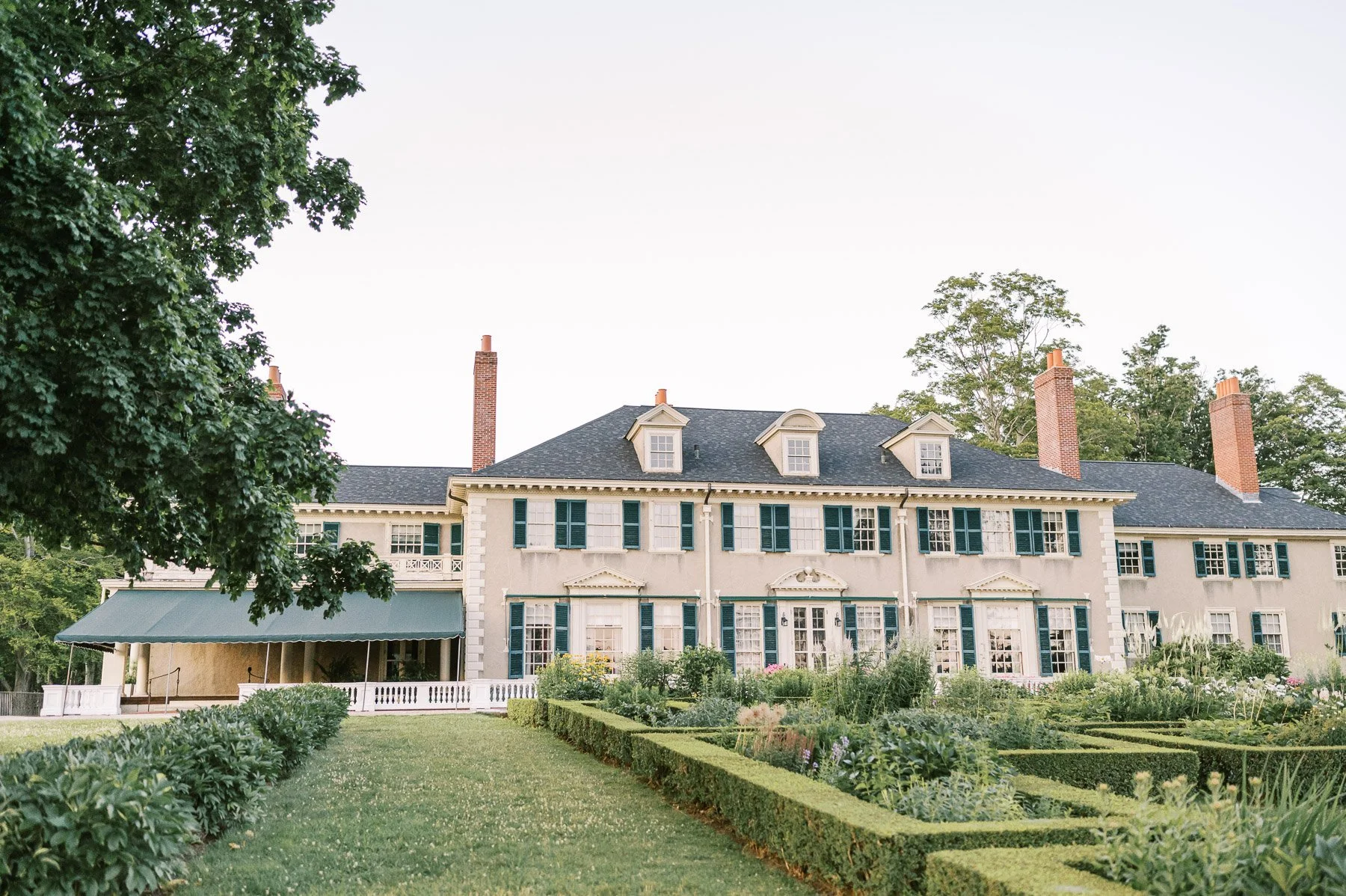 Hildene Estate Wedding by Michelle Lange Photography-101.jpg