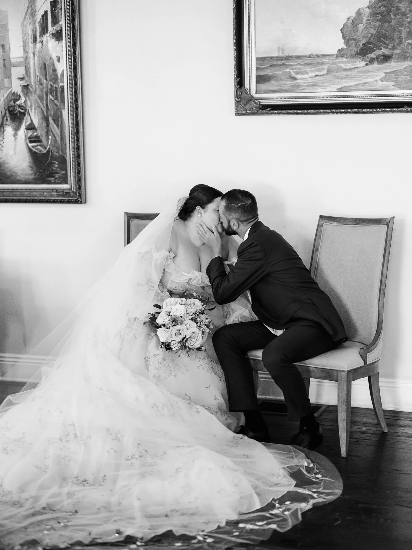 Chateau on the Lake Wedding by Michelle Lange Photography-30.jpg