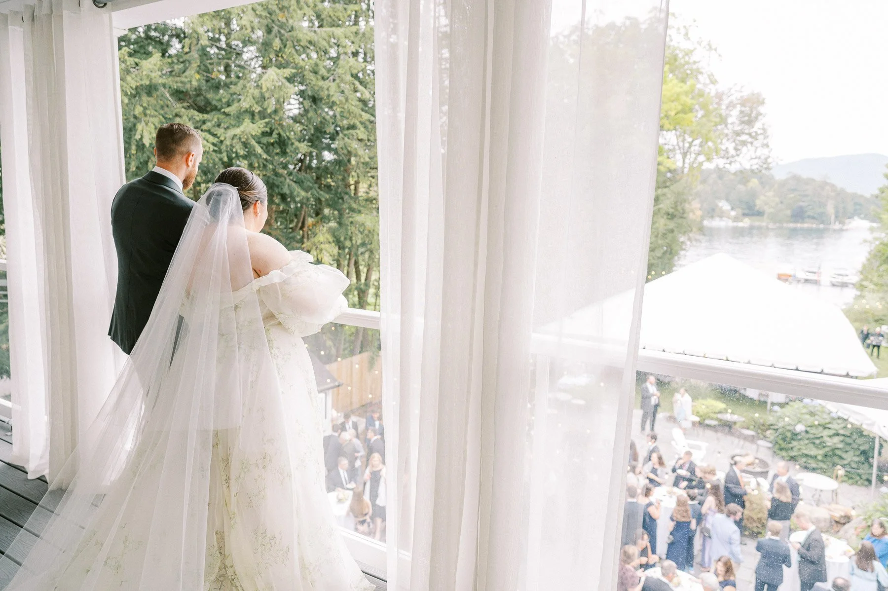 Chateau on the Lake Wedding by Michelle Lange Photography-65.jpg