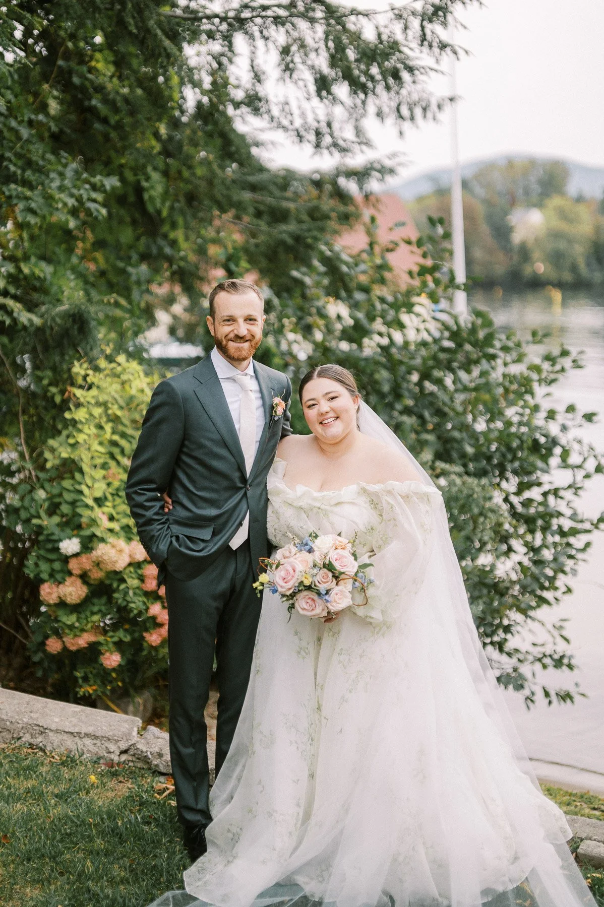 Chateau on the Lake Wedding by Michelle Lange Photography-86.jpg