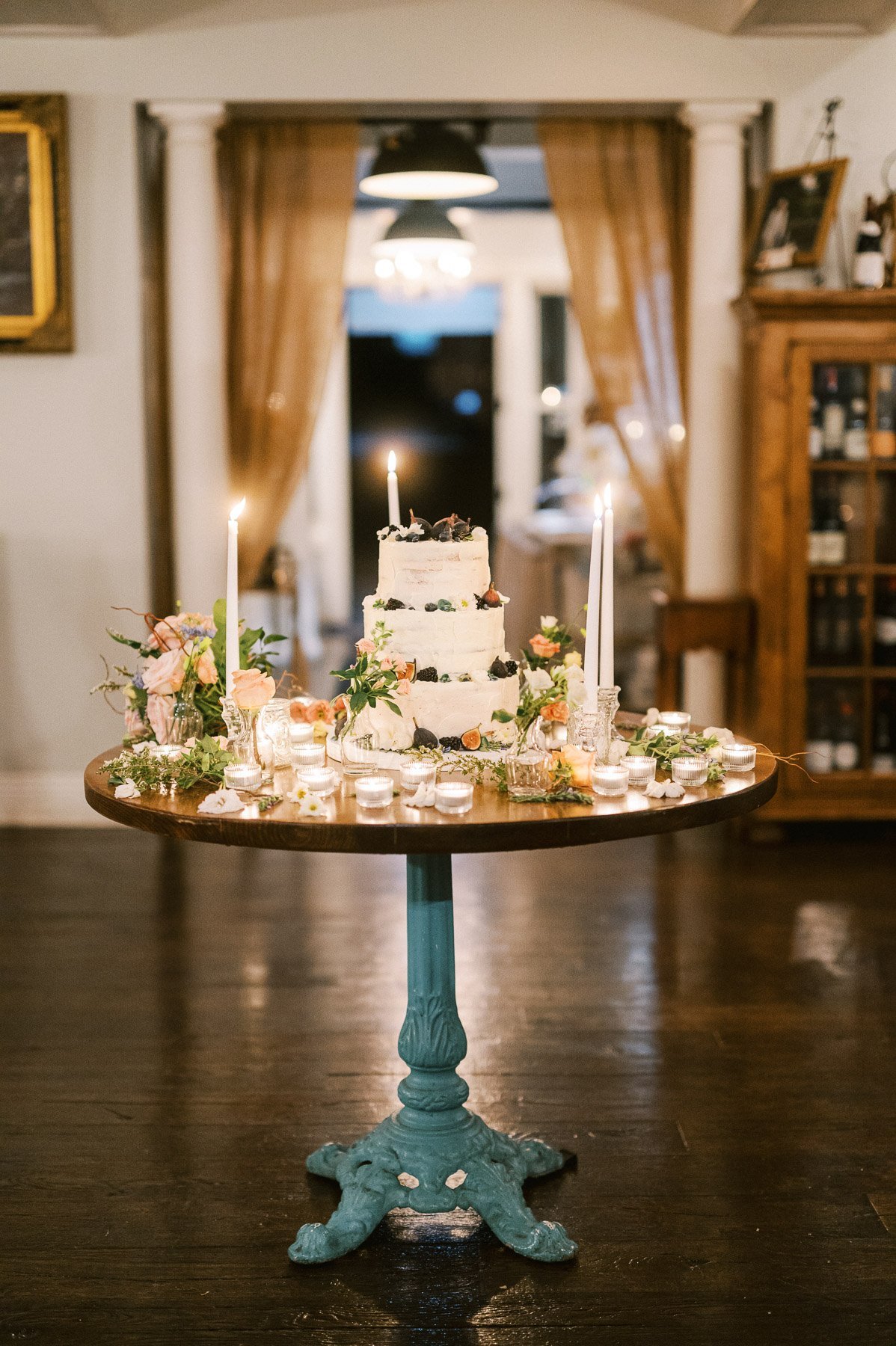 Chateau on the Lake Wedding by Michelle Lange Photography-105.jpg