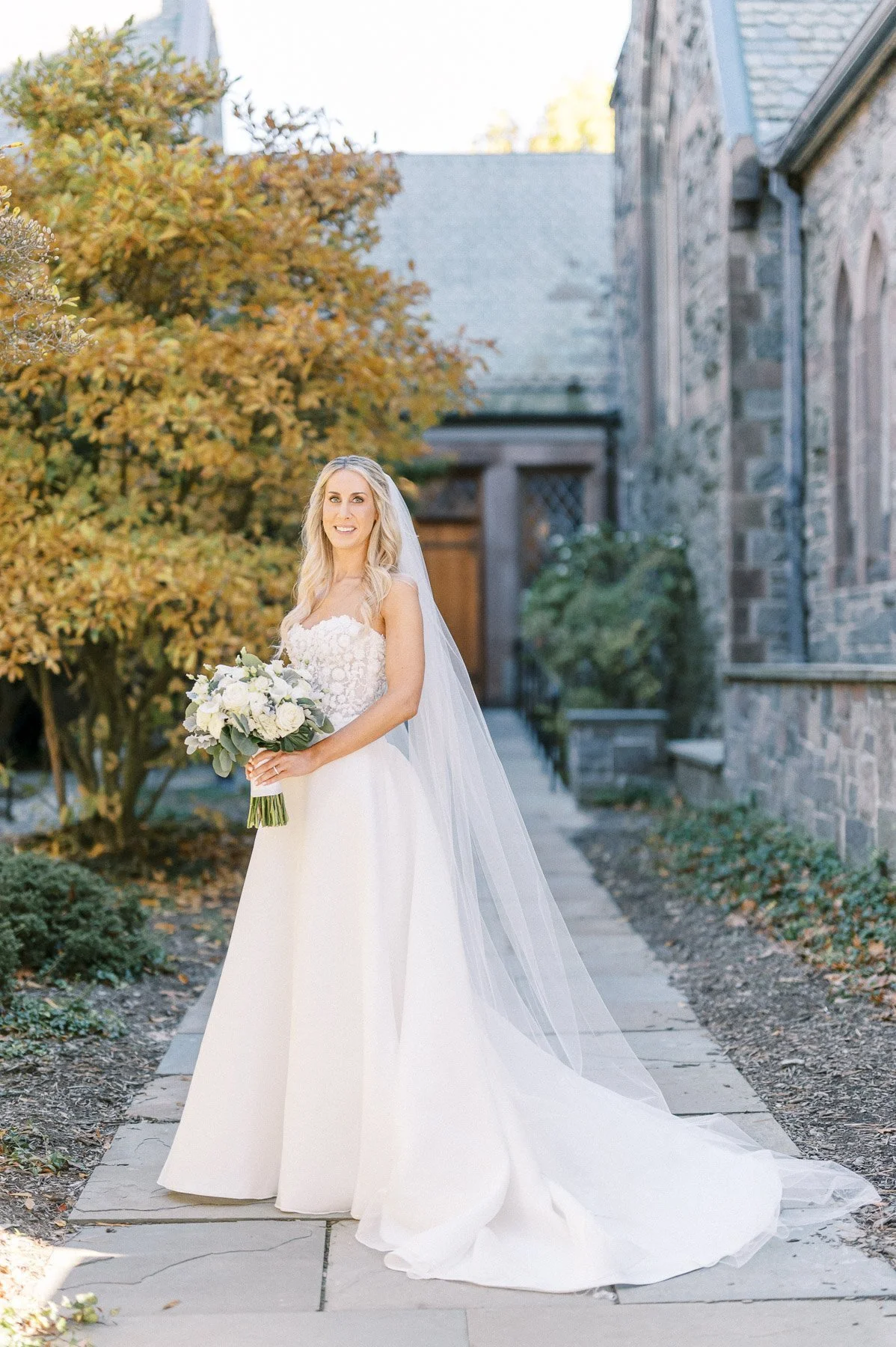 American Yacht Club Wedding by Michelle Lange Photography-47.jpg